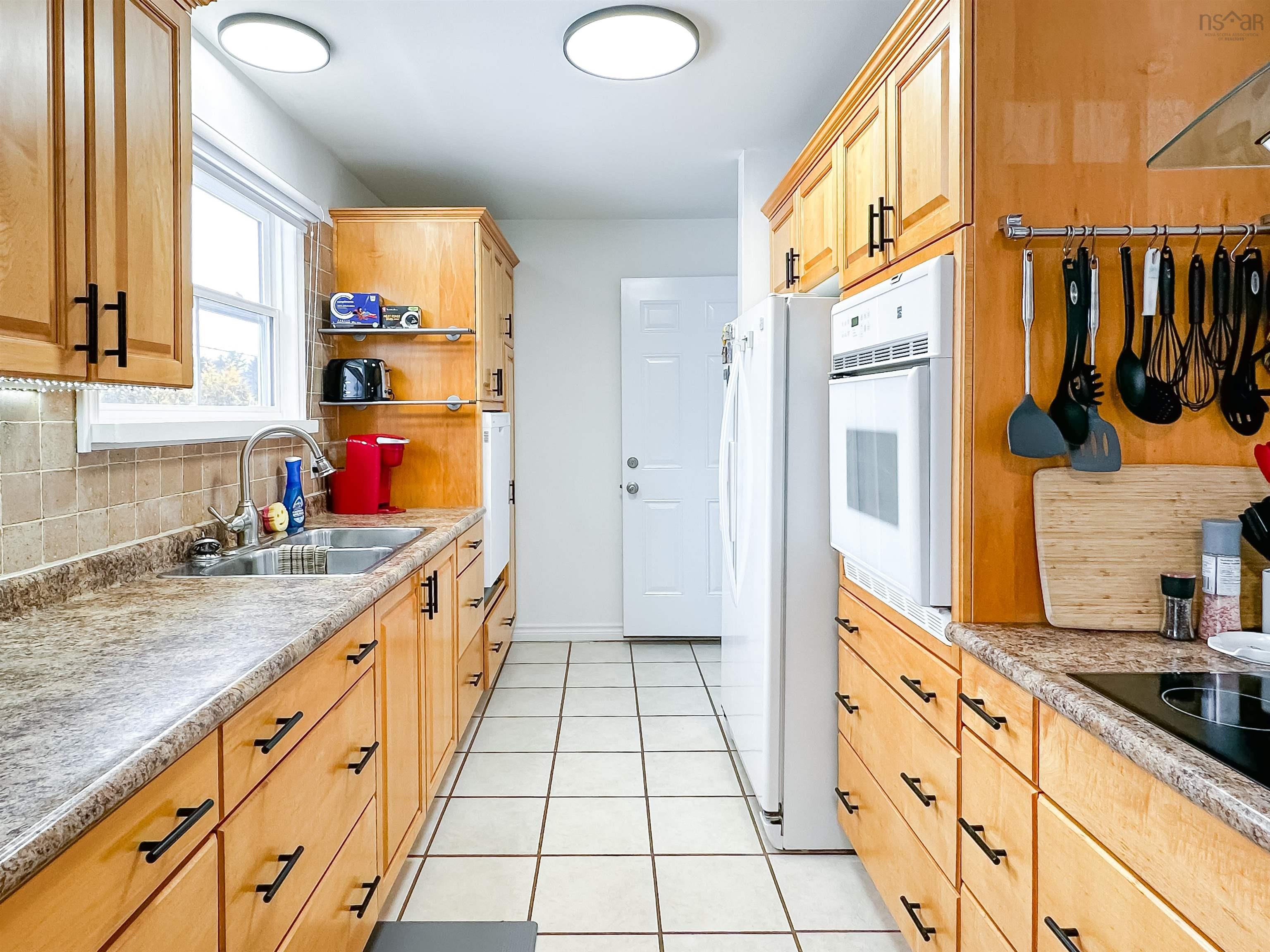 $399,900.00: 352 Moody Court, Kingston