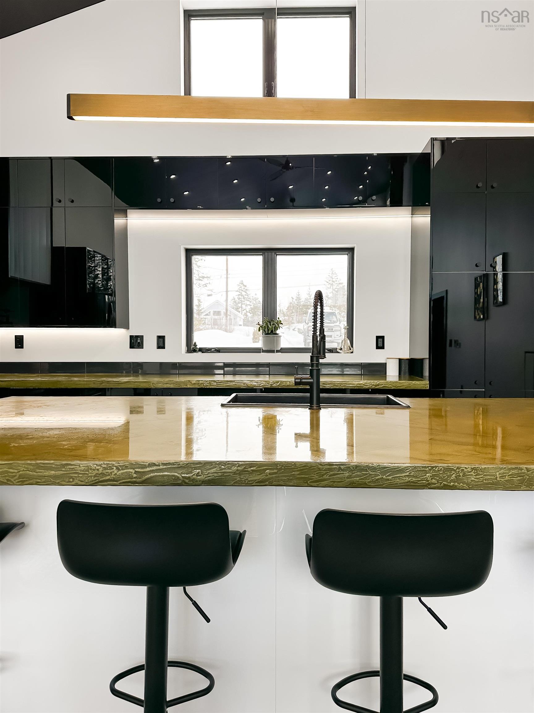 $843,900.00: 242 Heritage Way, East Uniacke