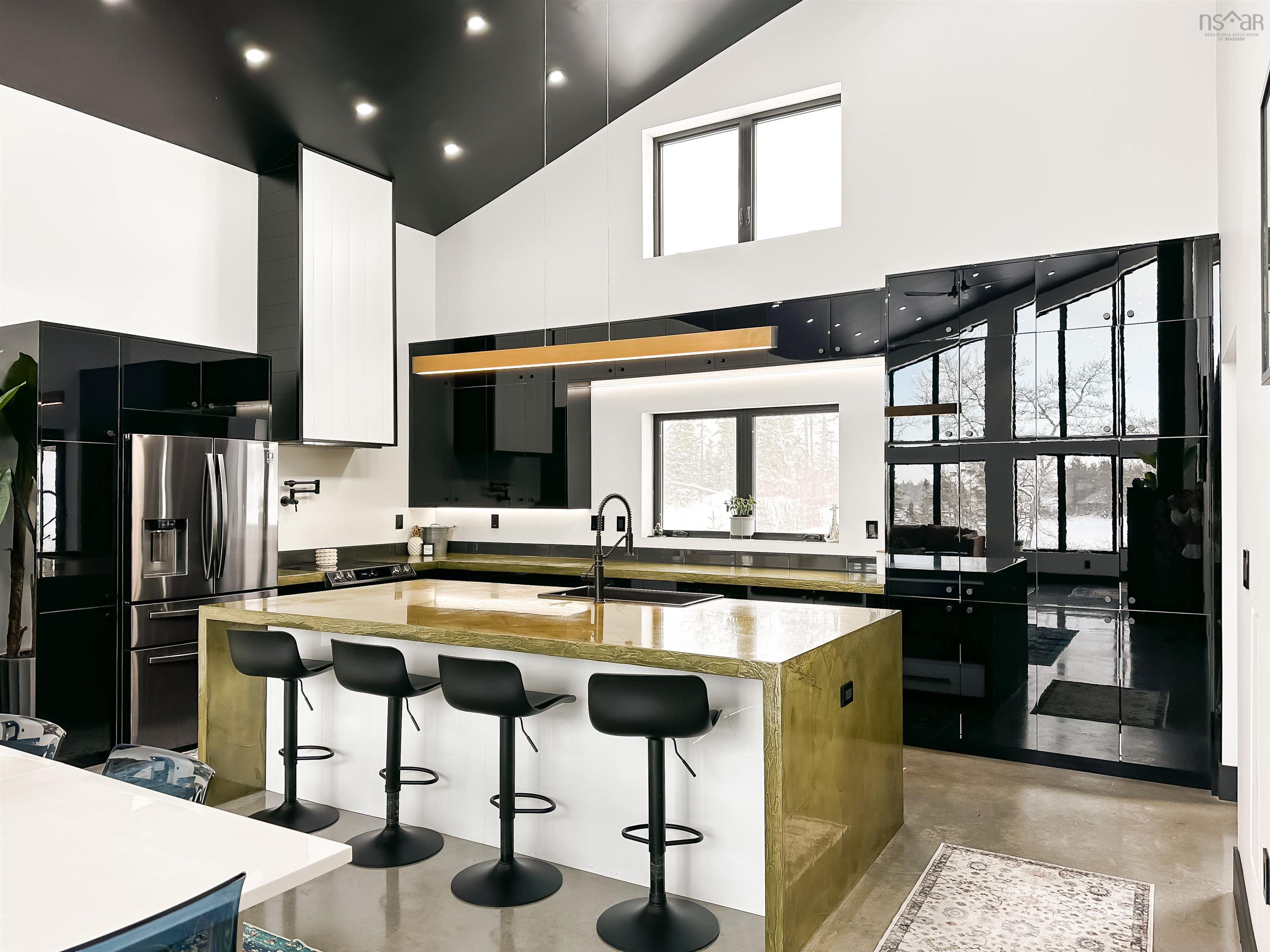 $843,900.00: 242 Heritage Way, East Uniacke