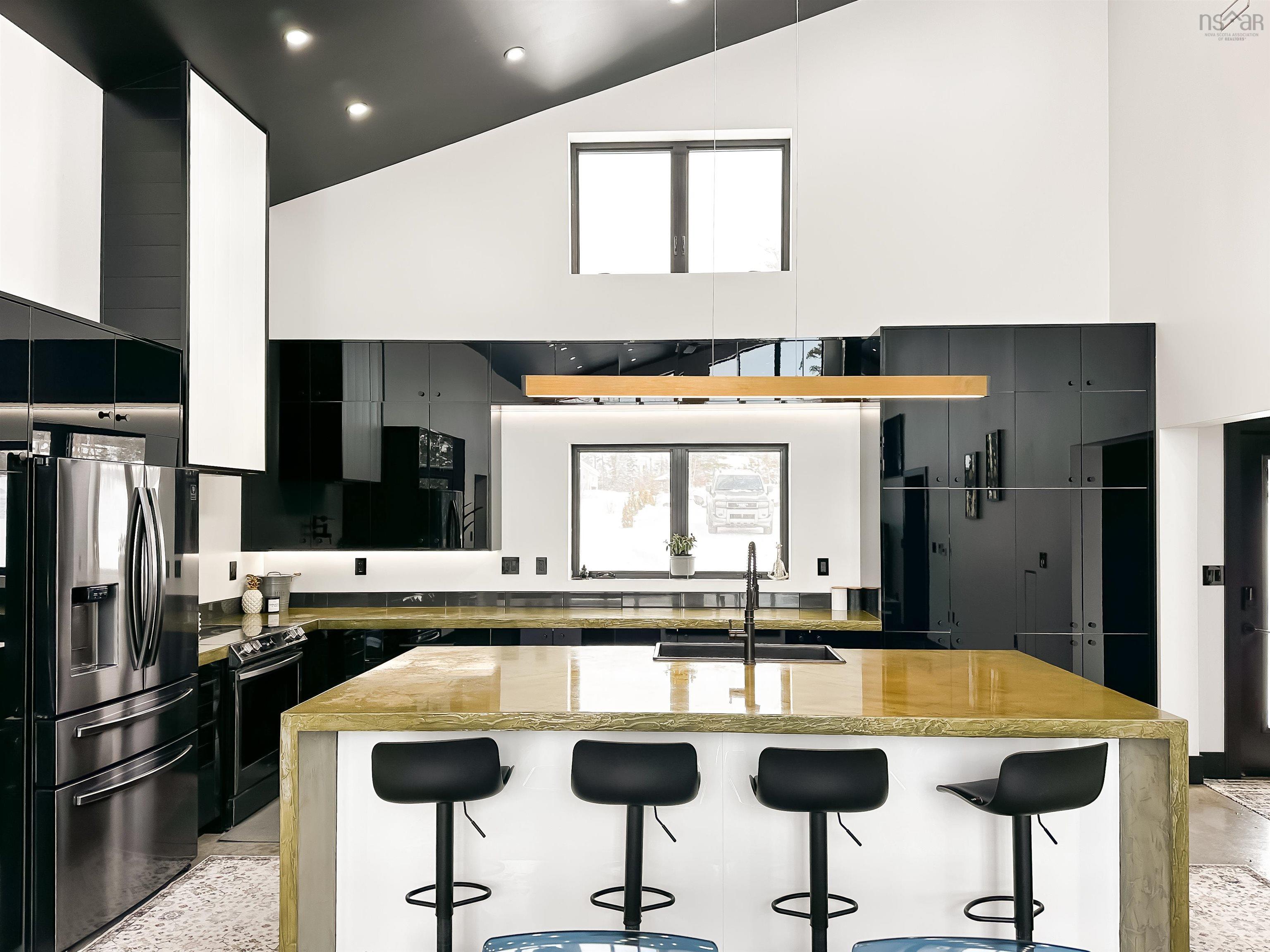 $843,900.00: 242 Heritage Way, East Uniacke