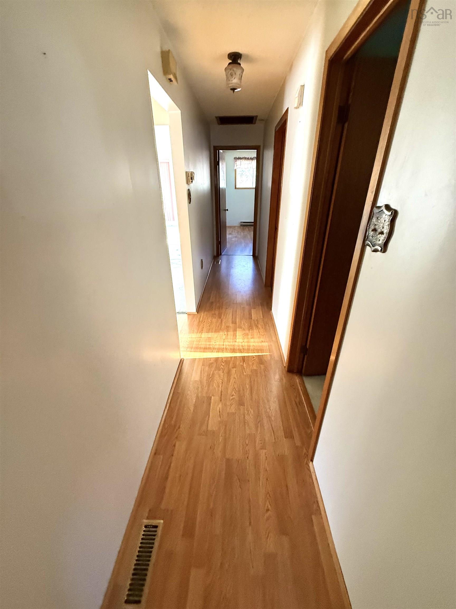 $299,900.00: 7 Birch Street, Oakhill