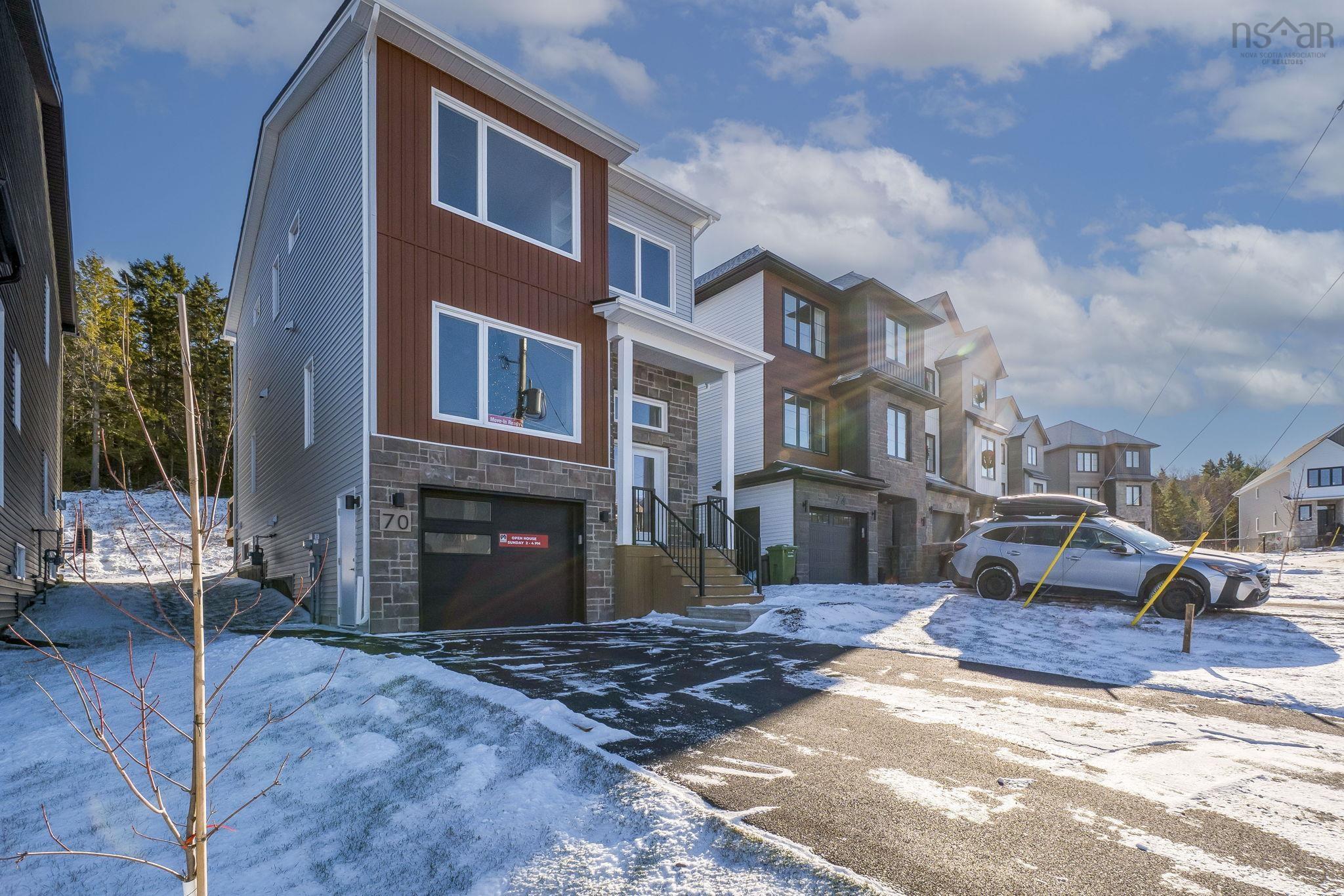 70 Pearlgarden Close, Dartmouth, NS (MLS® 202602038) | Dartmouth Real Estate | RE/MAX Halifax