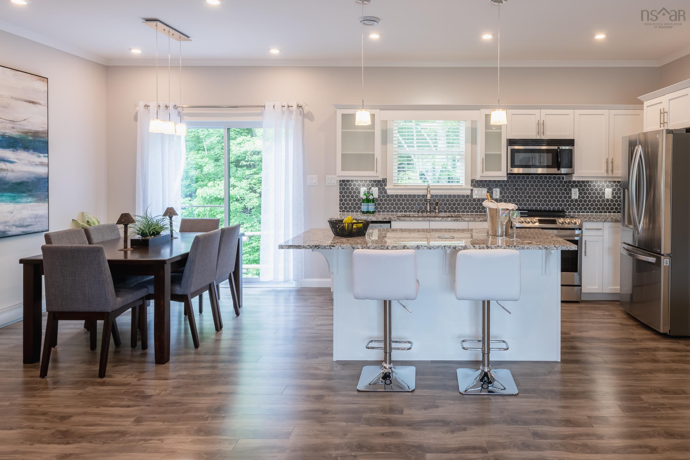 $384,900.00: 277 HAVEN Drive, Bridgewater