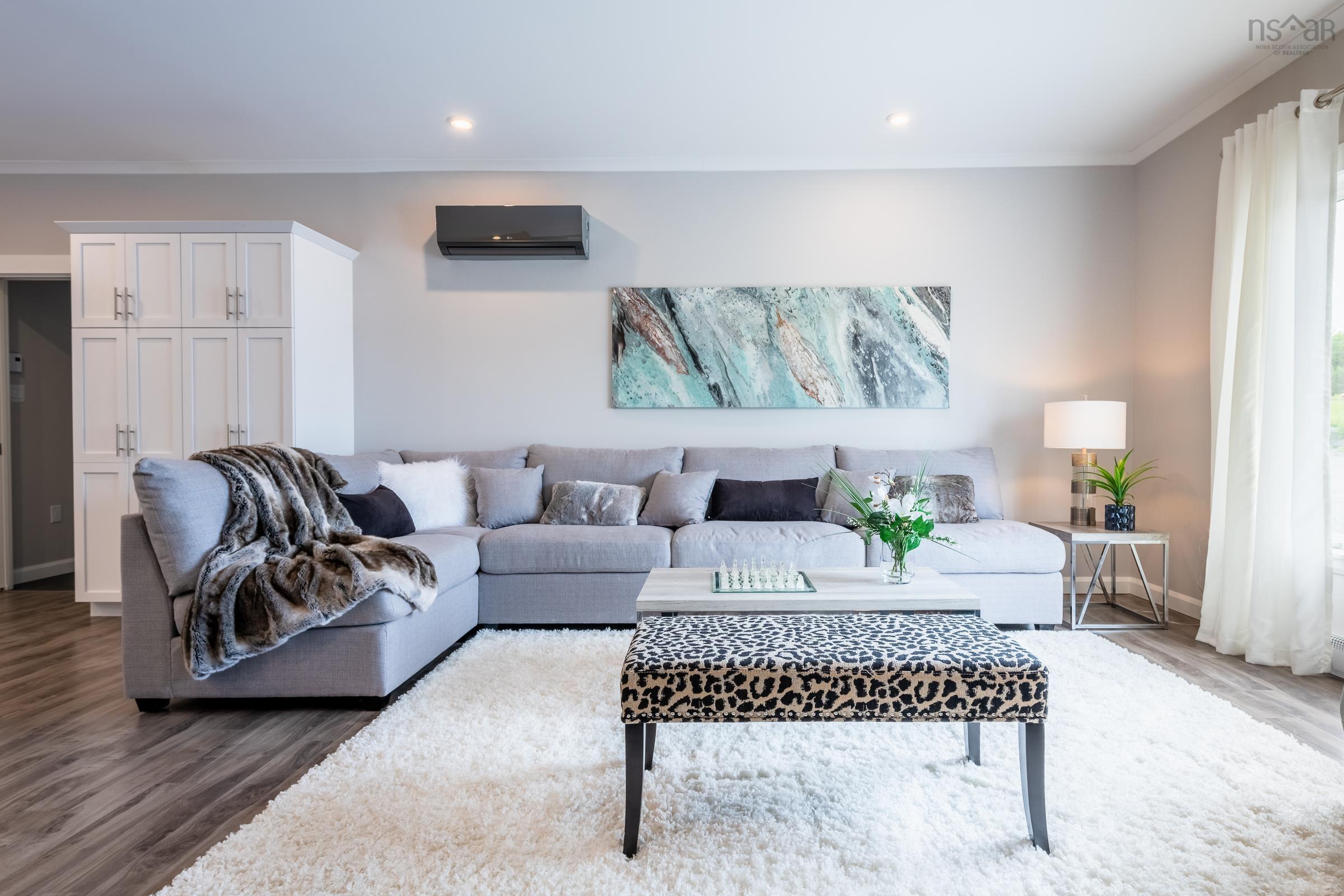 $384,900.00: 277 HAVEN Drive, Bridgewater