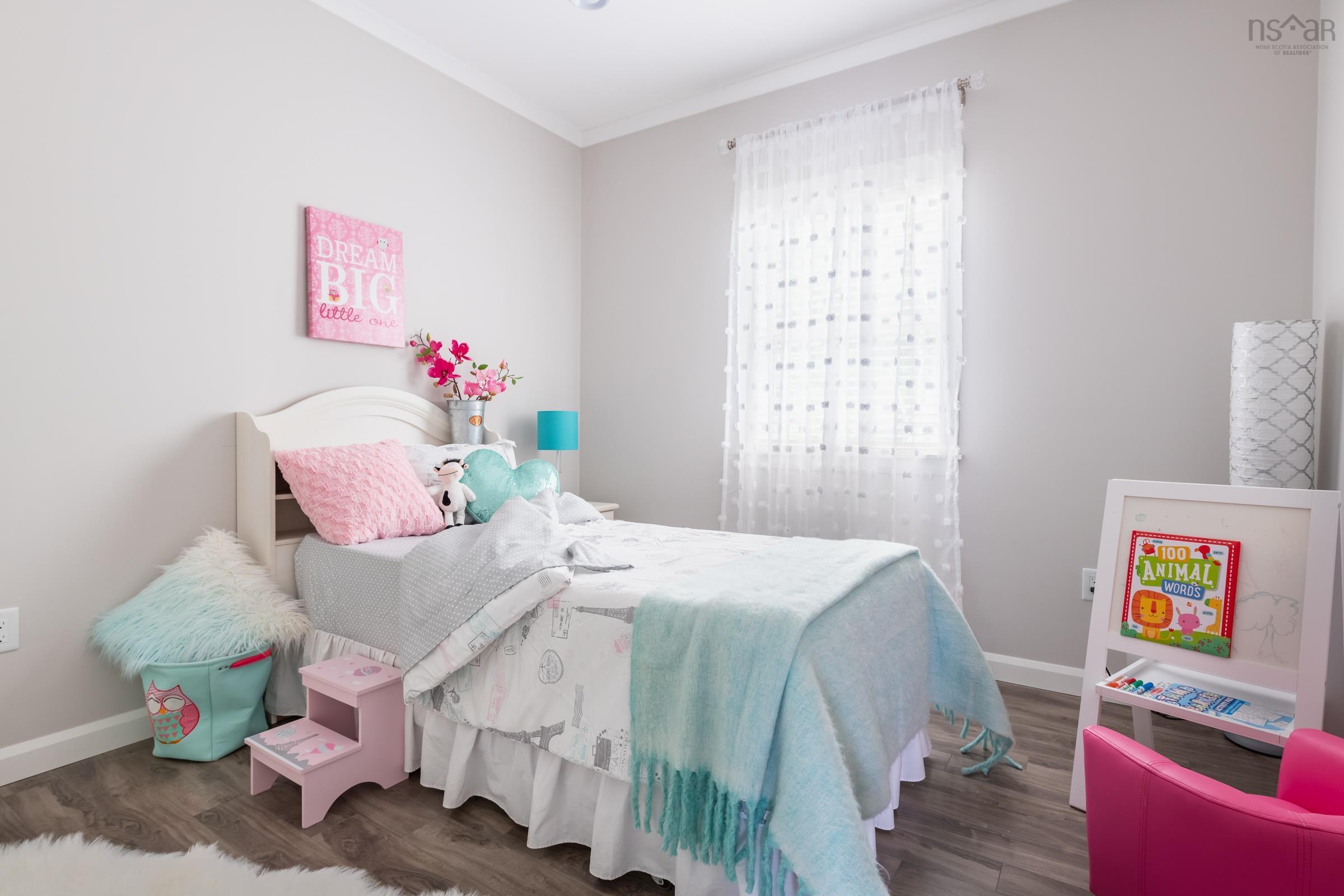 $384,900.00: 277 HAVEN Drive, Bridgewater