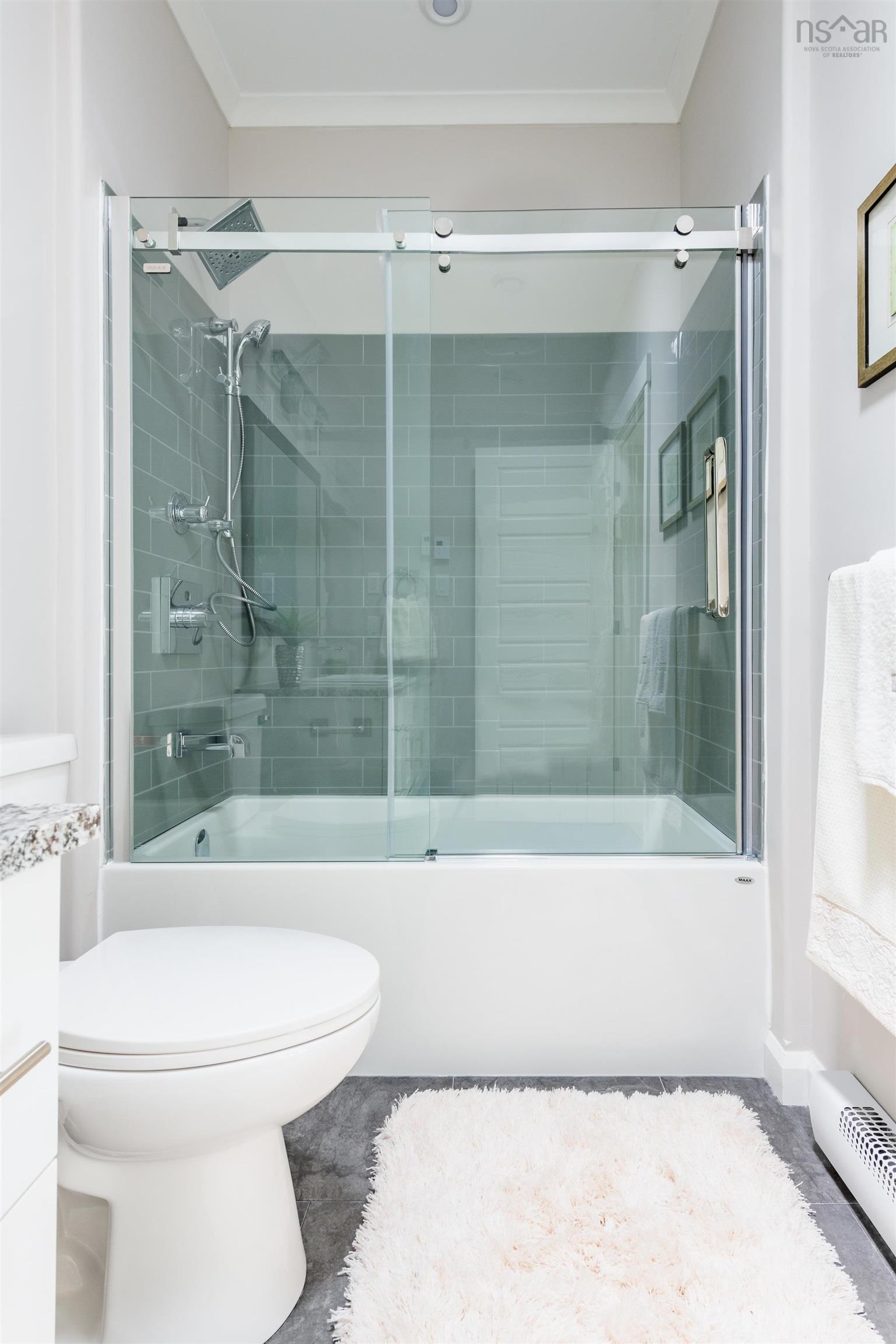 $384,900.00: 277 HAVEN Drive, Bridgewater