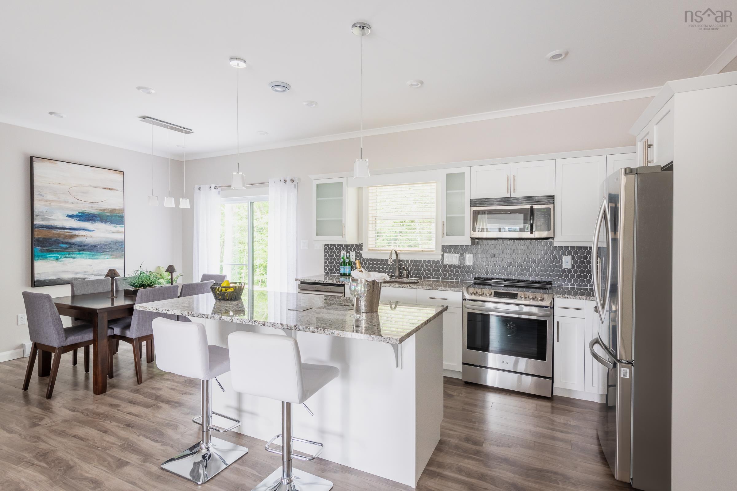 $384,900.00: 277 HAVEN Drive, Bridgewater