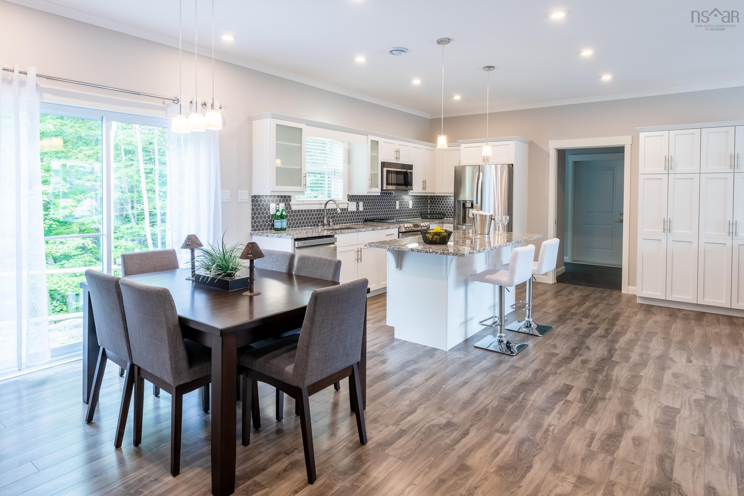 $384,900.00: 277 HAVEN Drive, Bridgewater