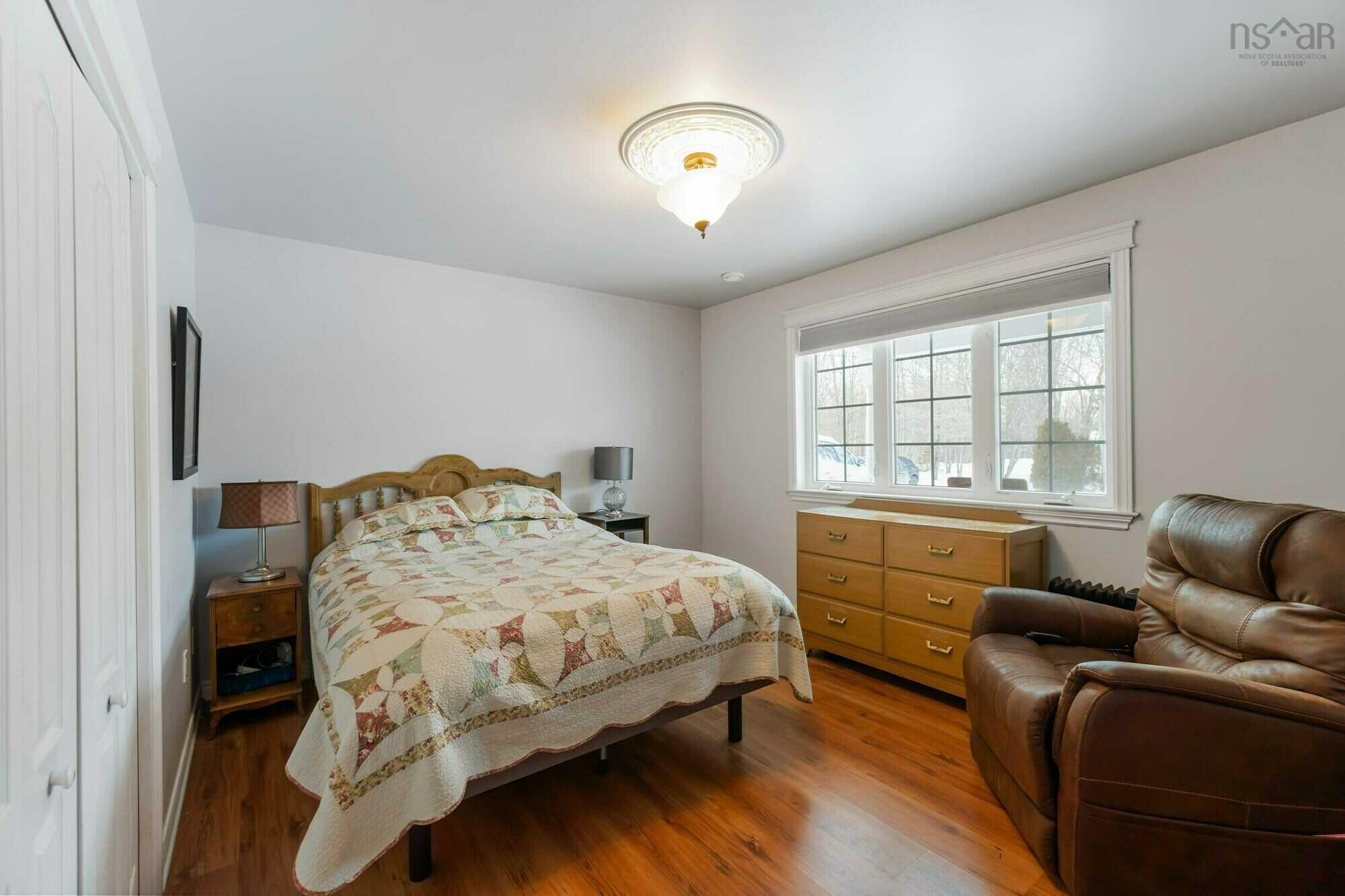 $649,900.00: 2700 Prospect Road, Cambridge