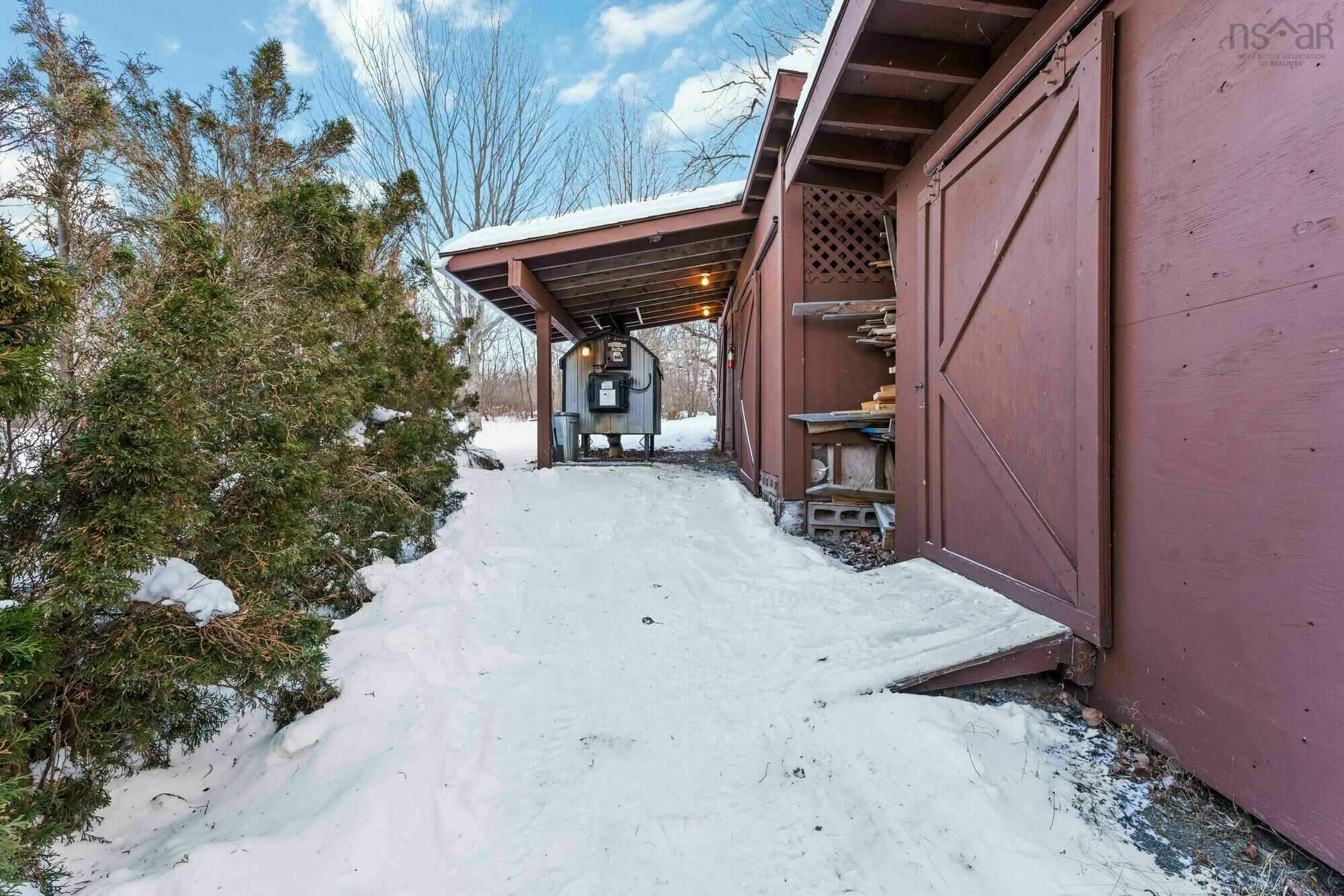 $649,900.00: 2700 Prospect Road, Cambridge