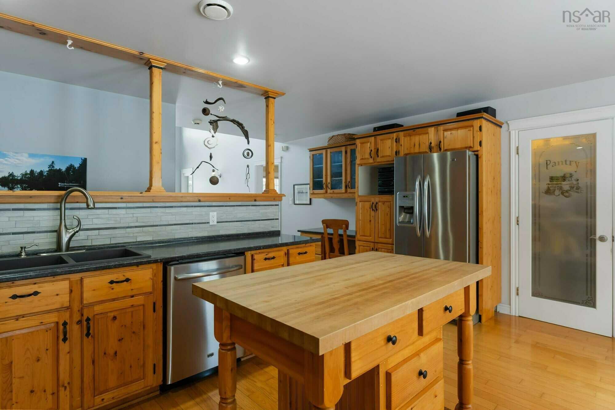 $649,900.00: 2700 Prospect Road, Cambridge