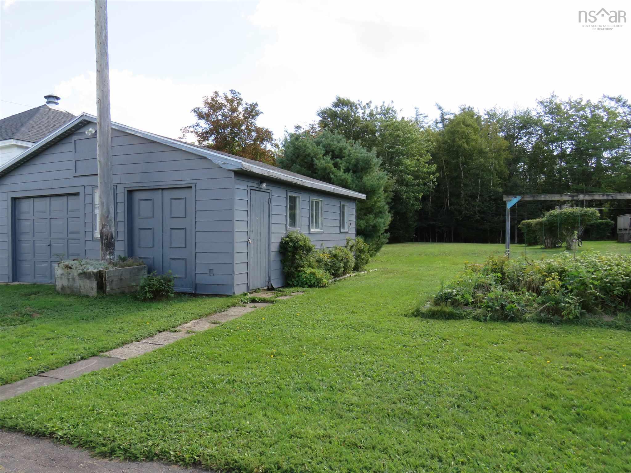 $499,000.00: 91 Lower LaHave Road, Riverport