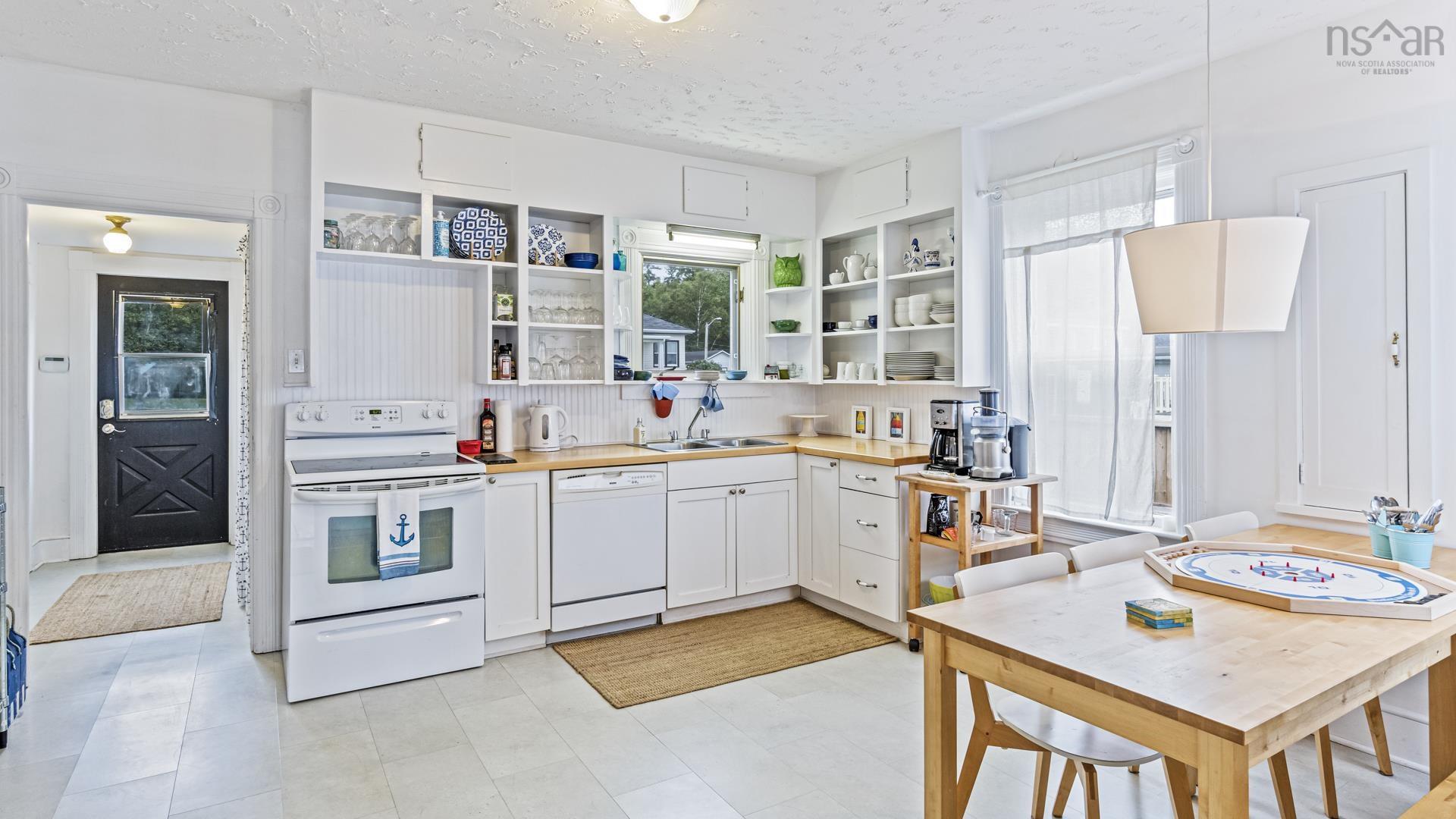 $499,000.00: 91 Lower LaHave Road, Riverport