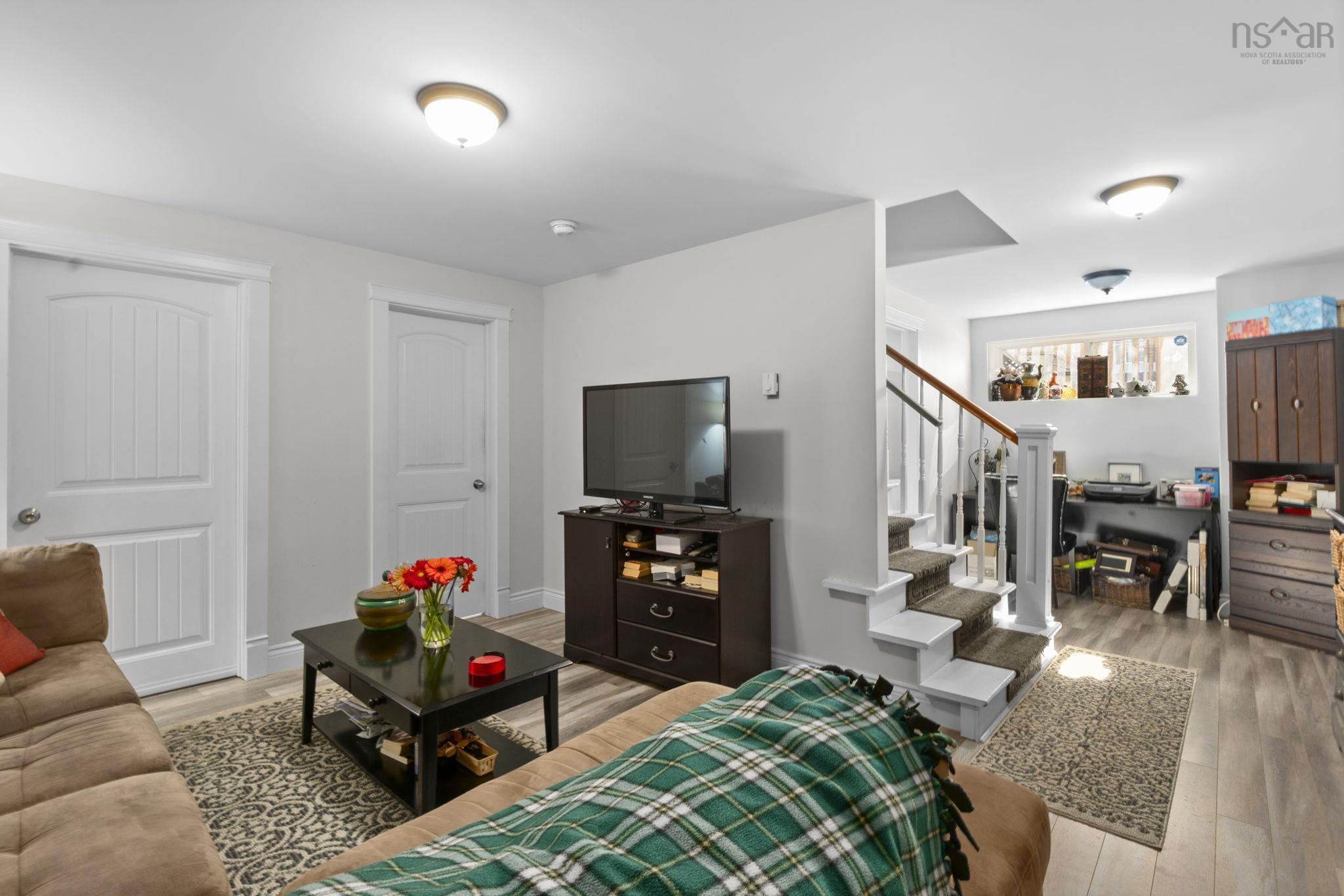 25 Middle Street, Dartmouth, NS (MLS 202602054)