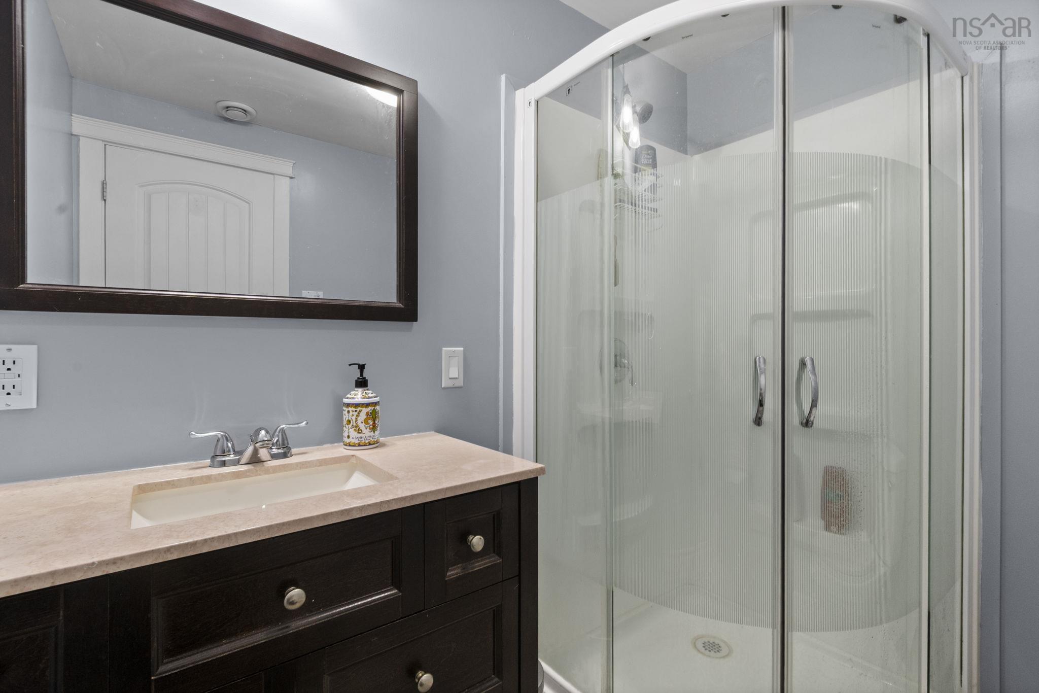 25 Middle Street, Dartmouth, NS (MLS 202602054)