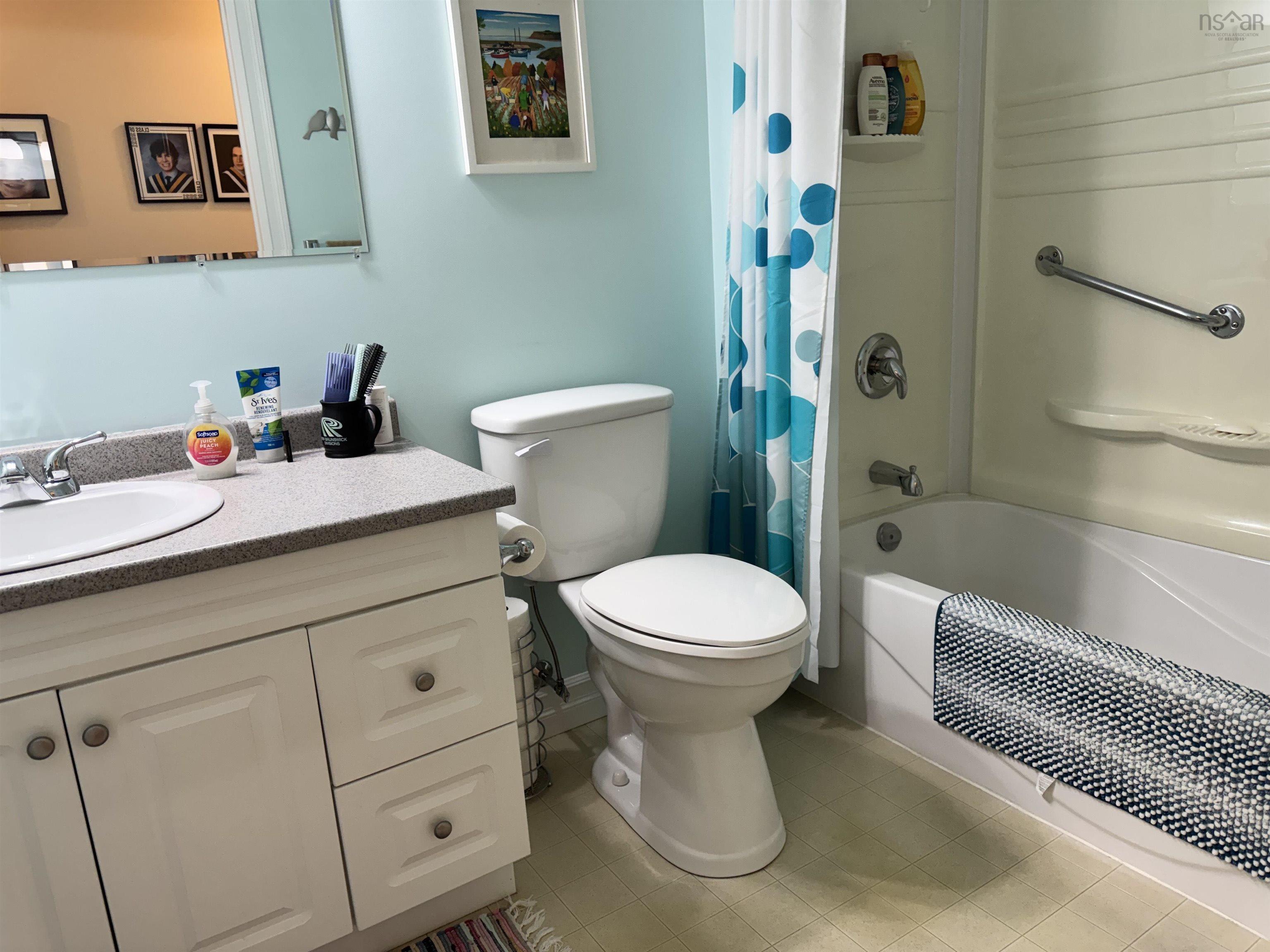 $635,000.00: 28 Glenabbey Drive, Murray Siding