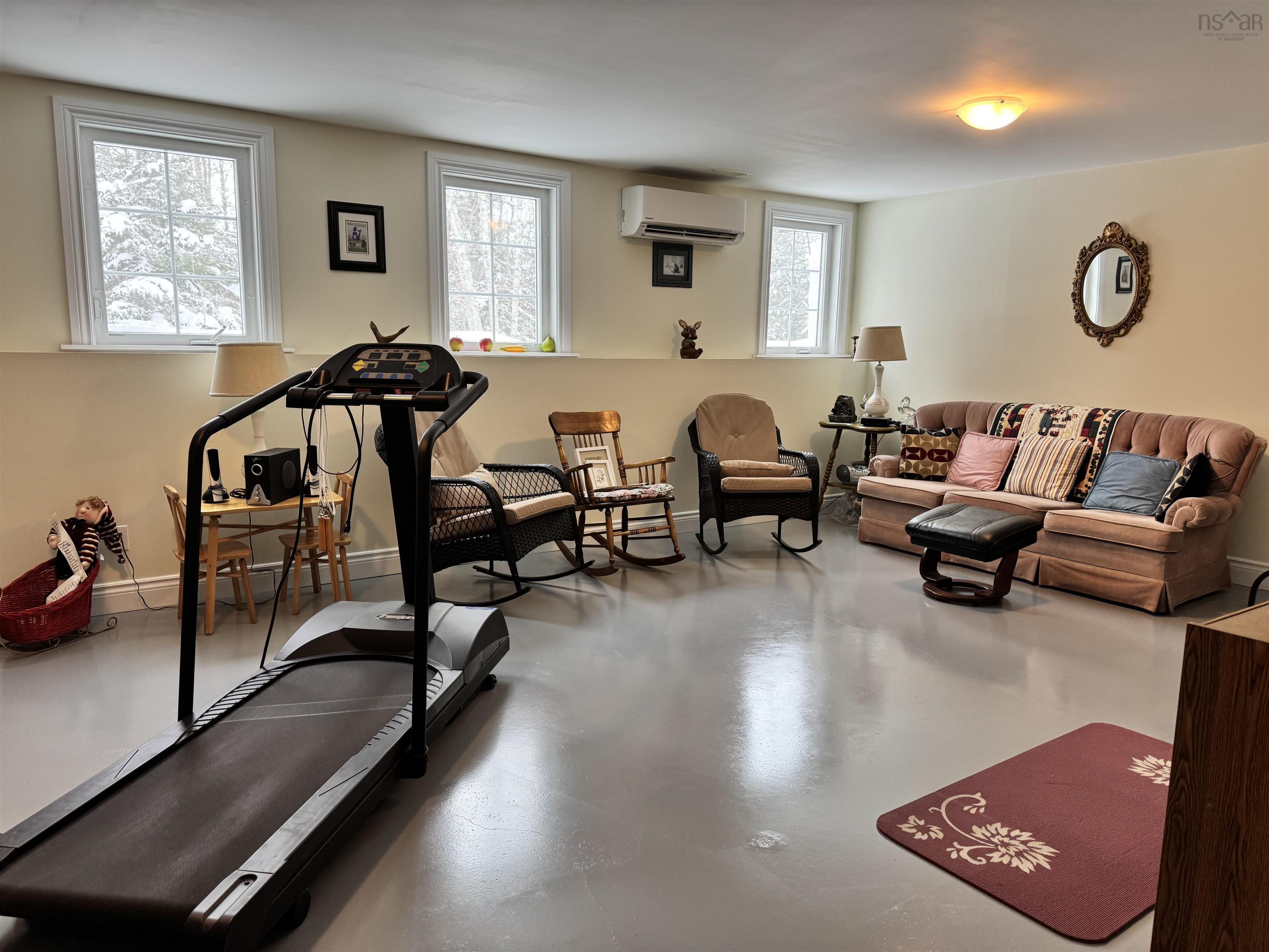 $635,000.00: 28 Glenabbey Drive, Murray Siding