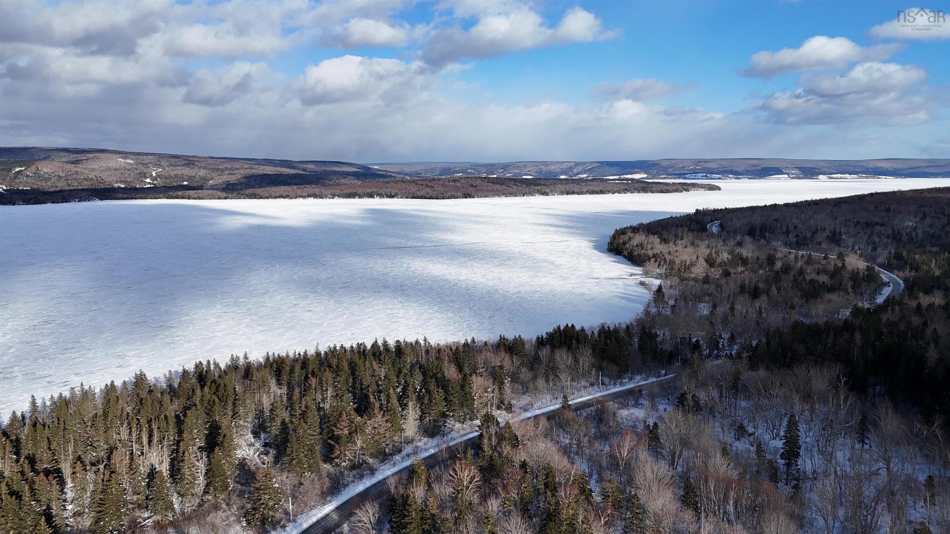 $329,000.00: 941 West Lake Ainslie Road, West Lake Ainslie