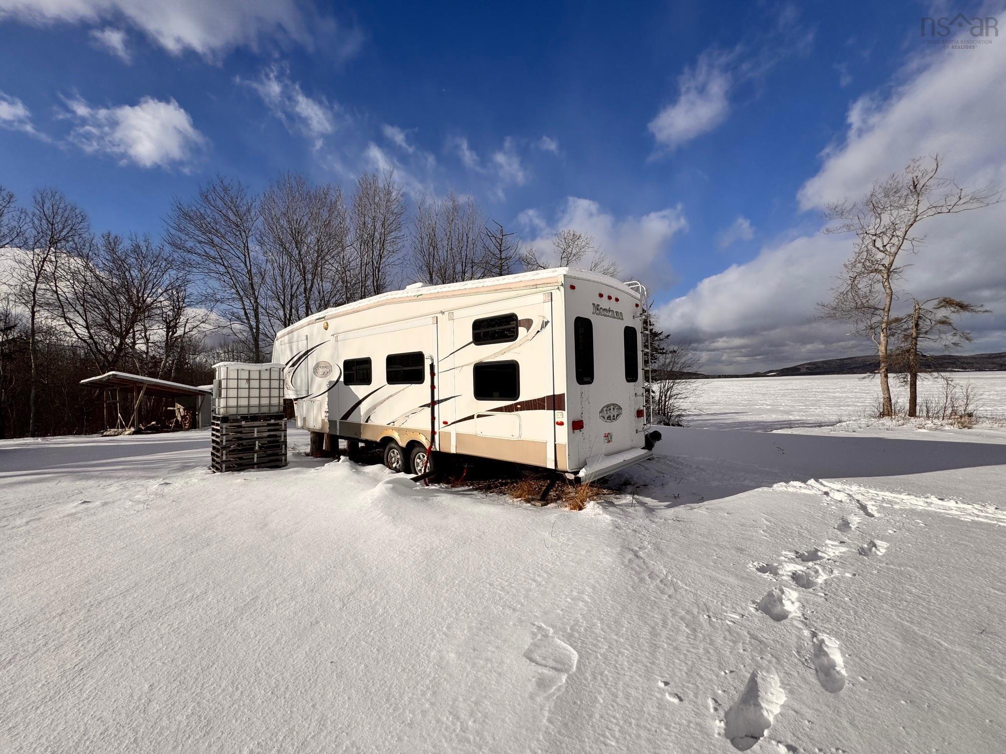 $329,000.00: 941 West Lake Ainslie Road, West Lake Ainslie