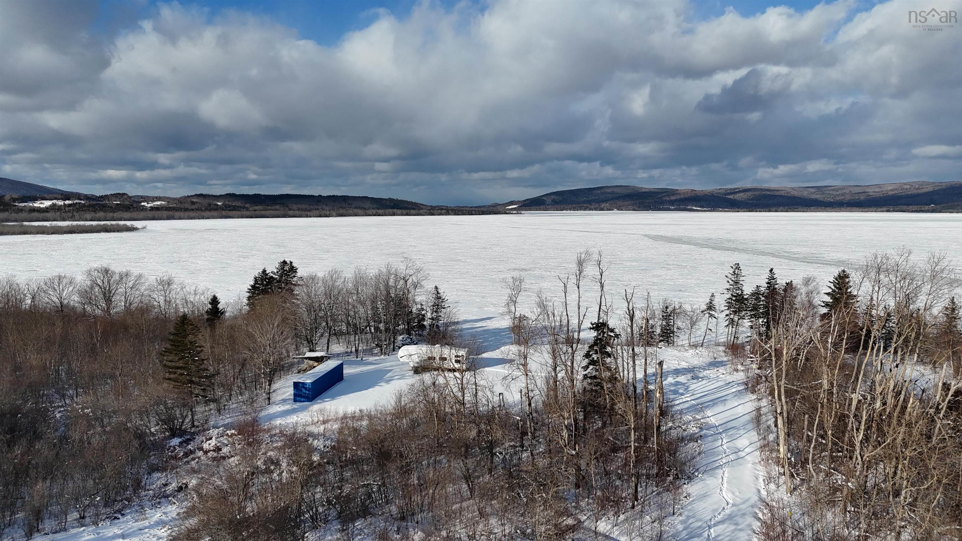 $329,000.00: 941 West Lake Ainslie Road, West Lake Ainslie