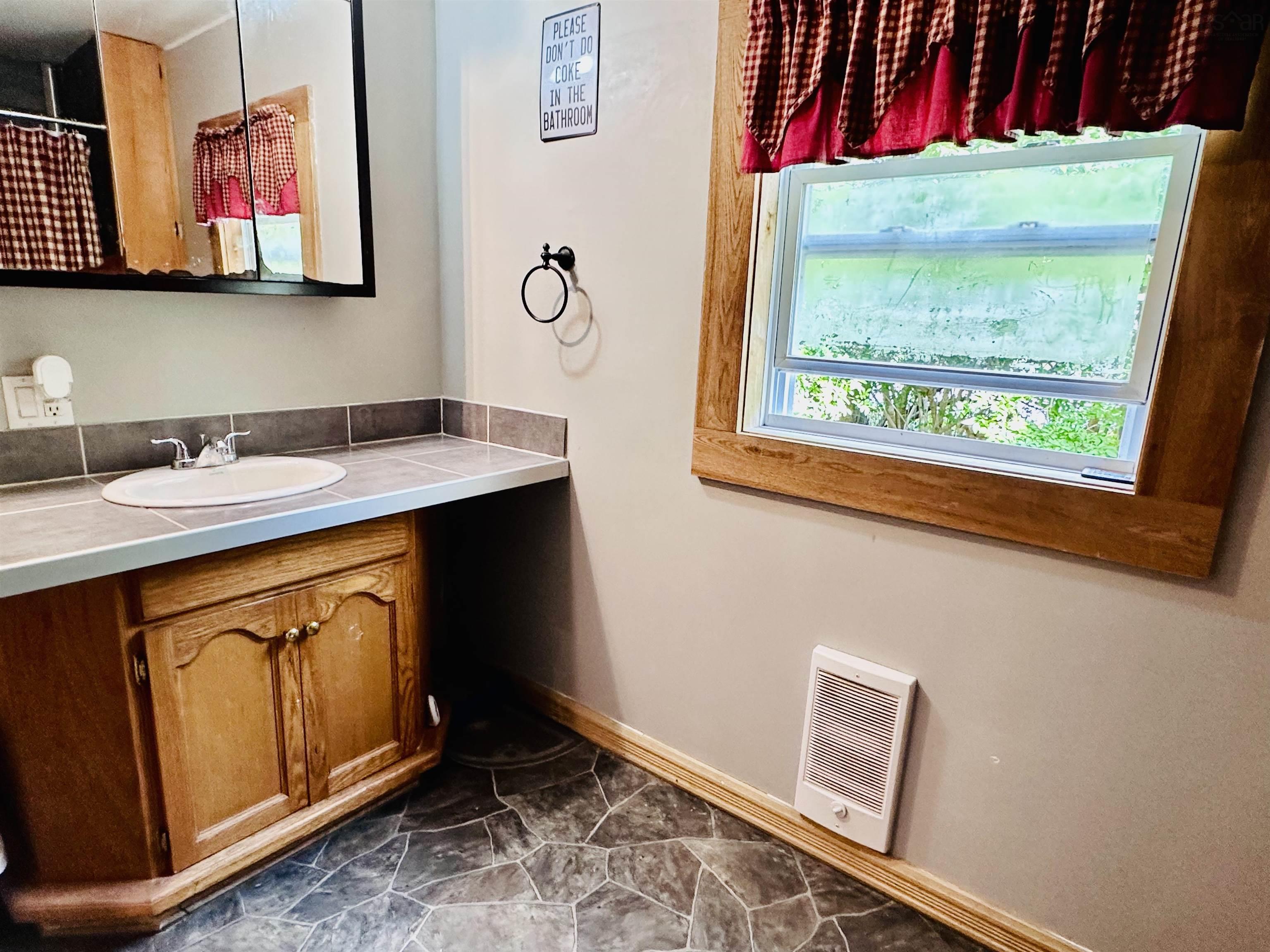 $179,000.00: 101 Parr Street, Shelburne