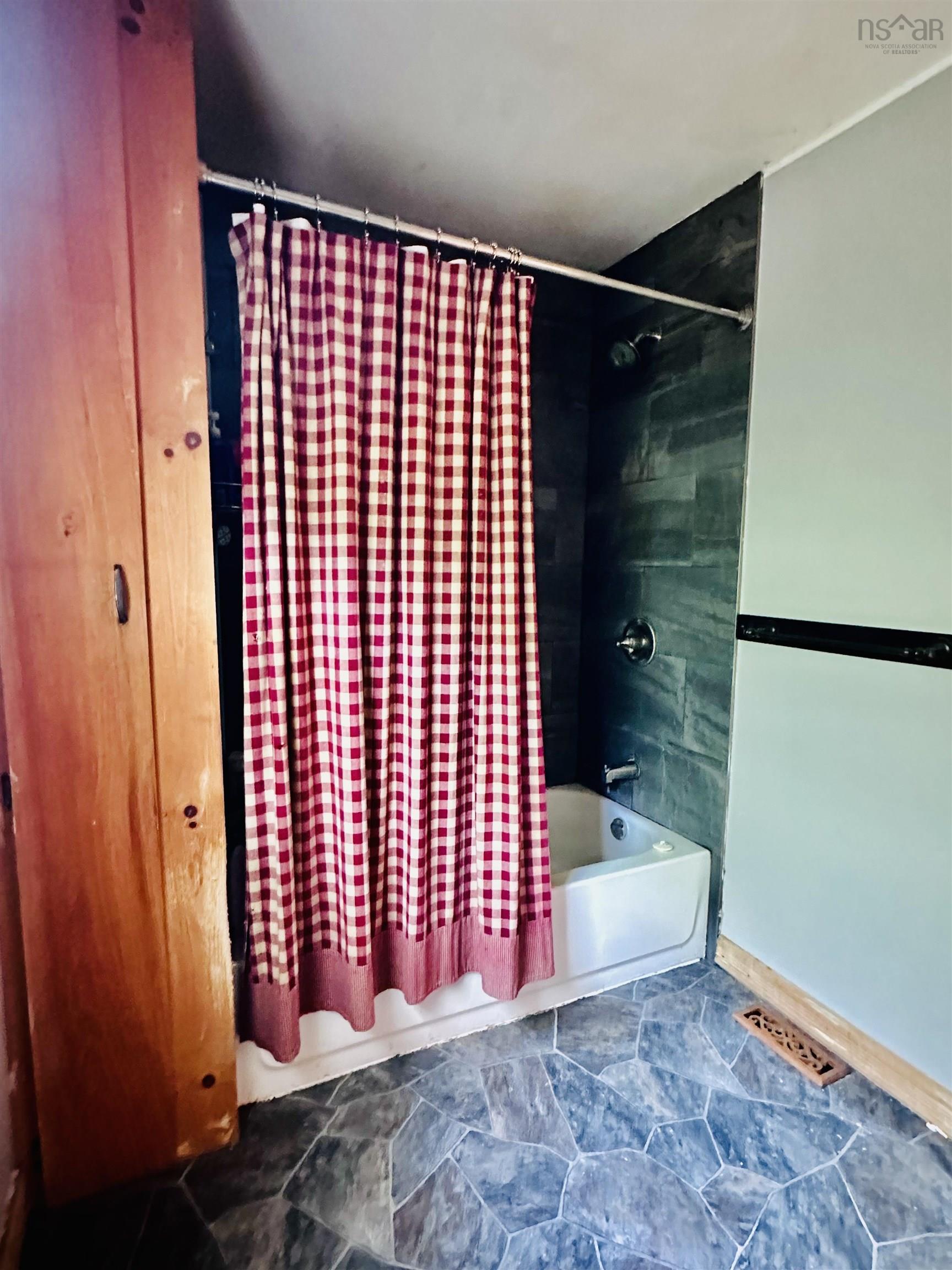 $179,000.00: 101 Parr Street, Shelburne