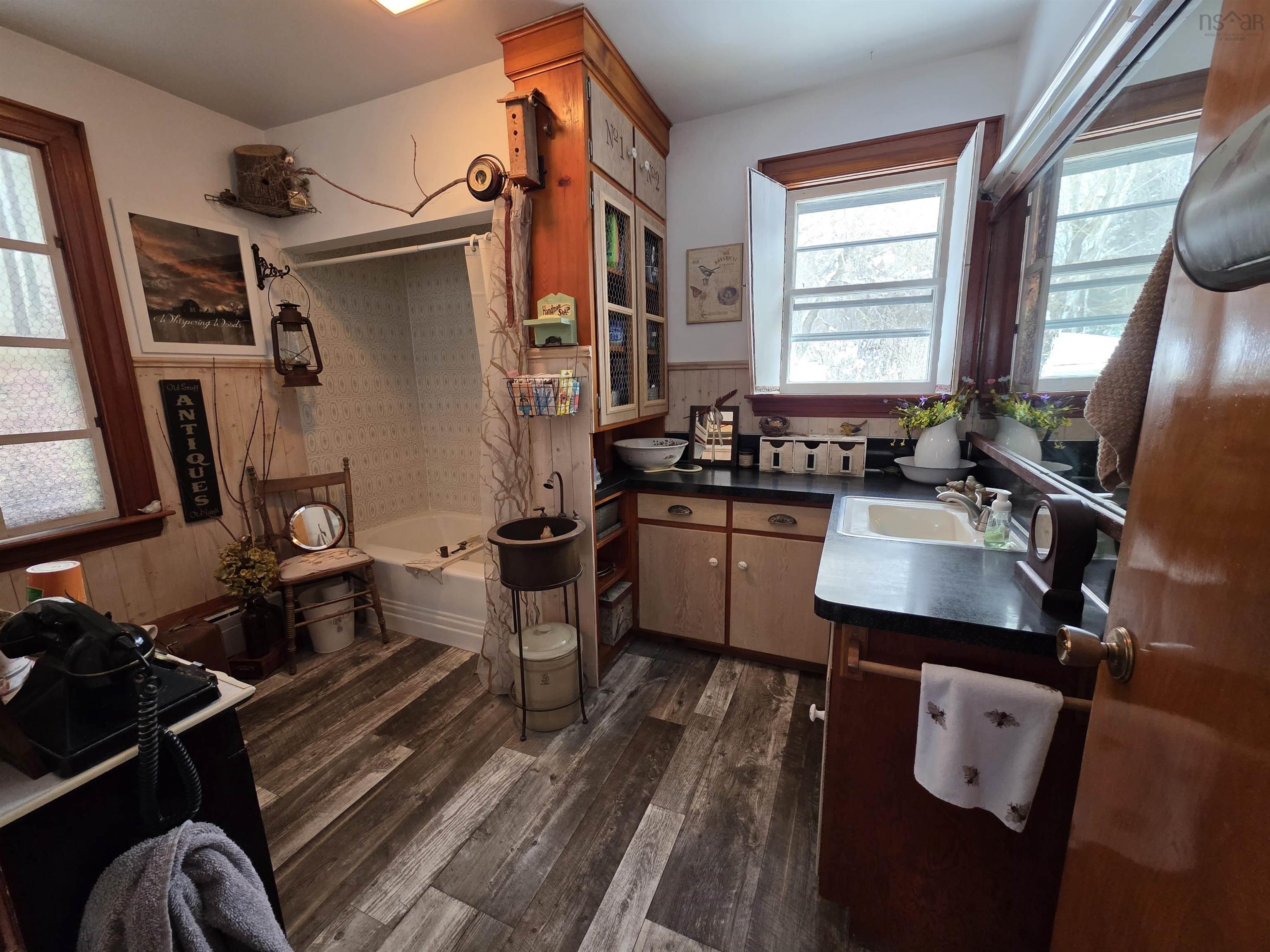 $269,900.00: 732 Gardiner Road, Gardiner Mines