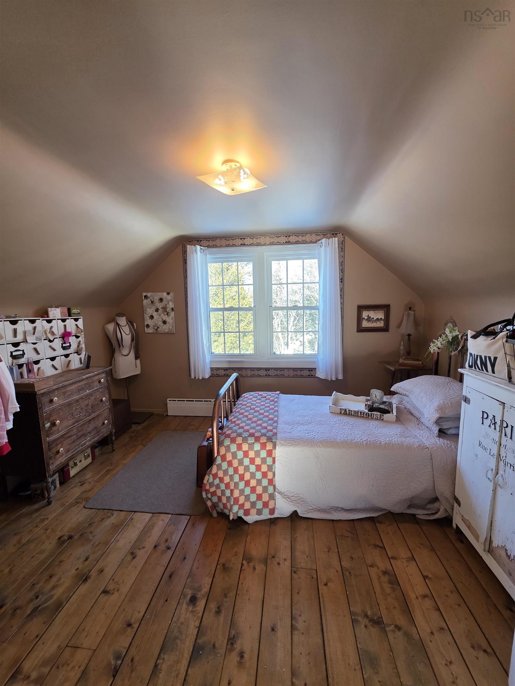 $269,900.00: 732 Gardiner Road, Gardiner Mines