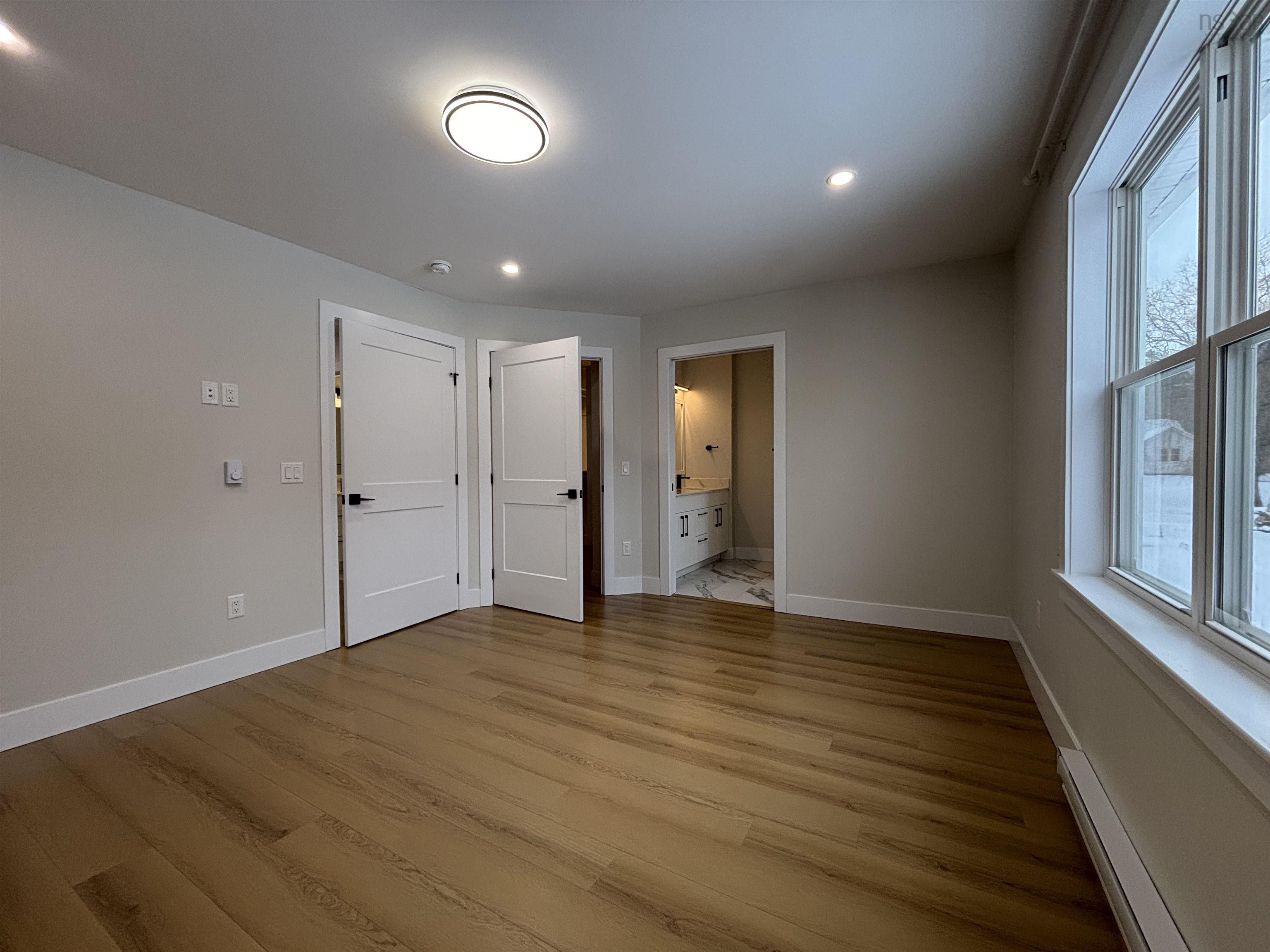 $539,900.00: 855 Highway 2, Elmsdale