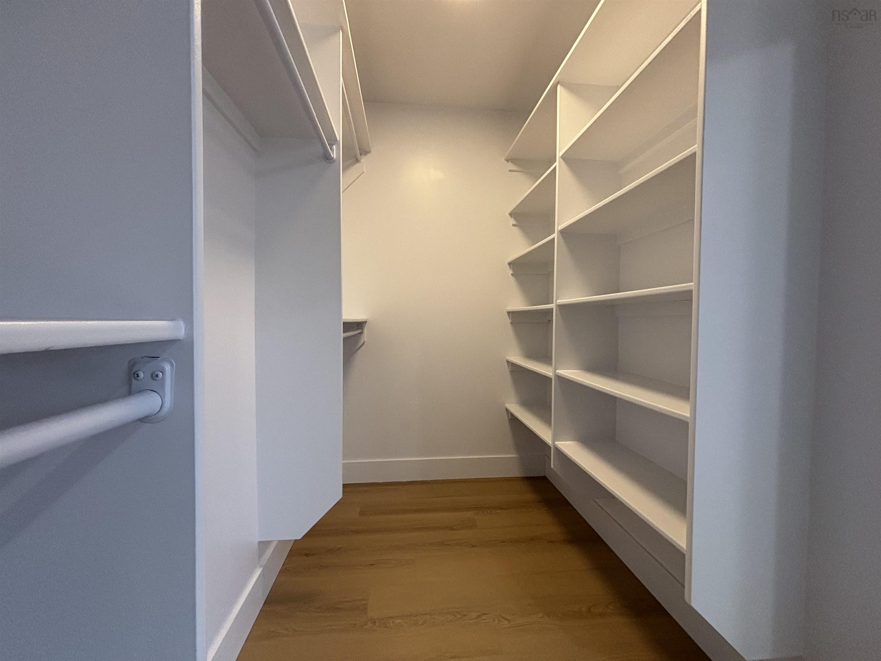 $539,900.00: 855 Highway 2, Elmsdale