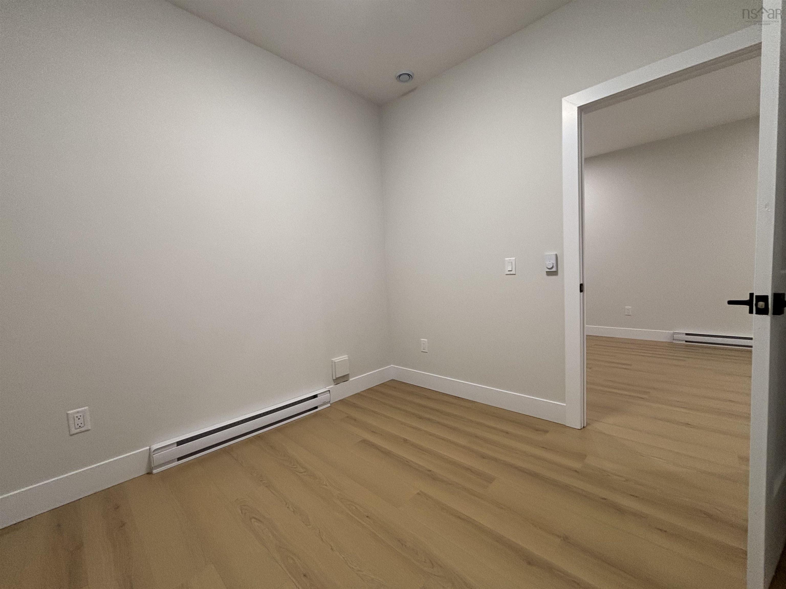 $539,900.00: 855 Highway 2, Elmsdale