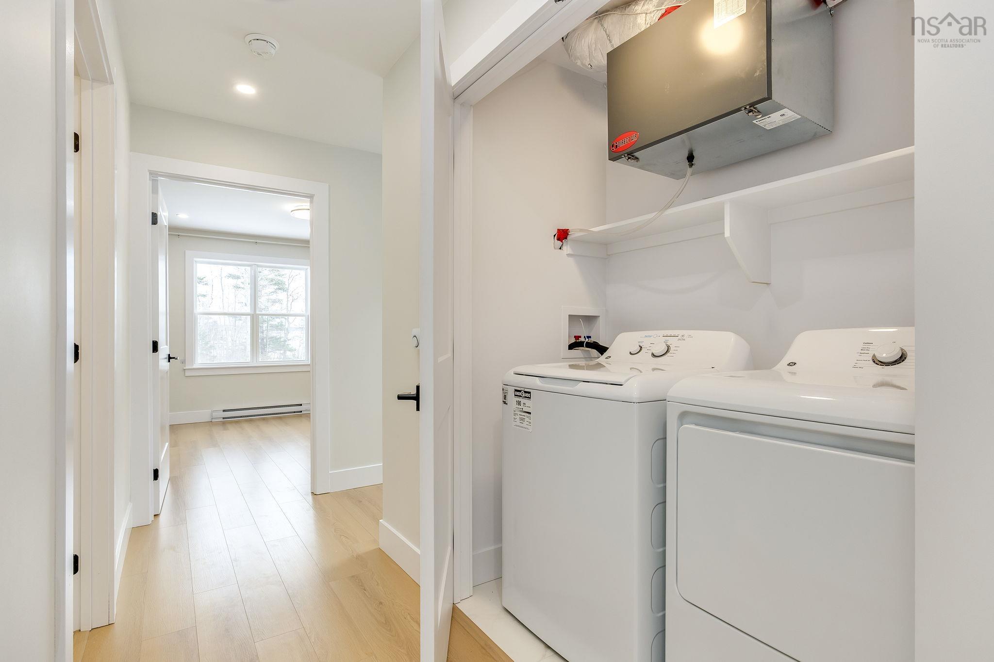 $529,900.00: 855 Highway 2, Elmsdale