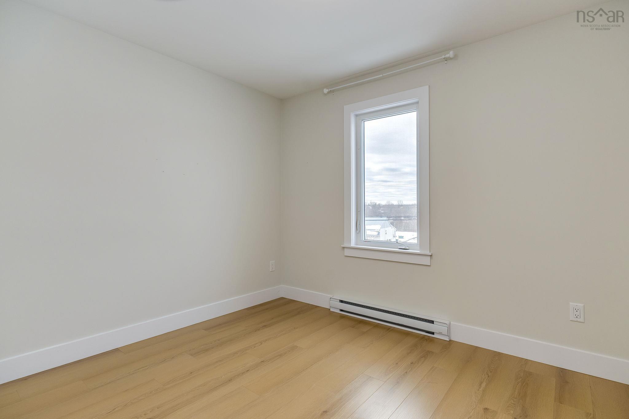 $519,900.00: 855 Highway 2, Elmsdale