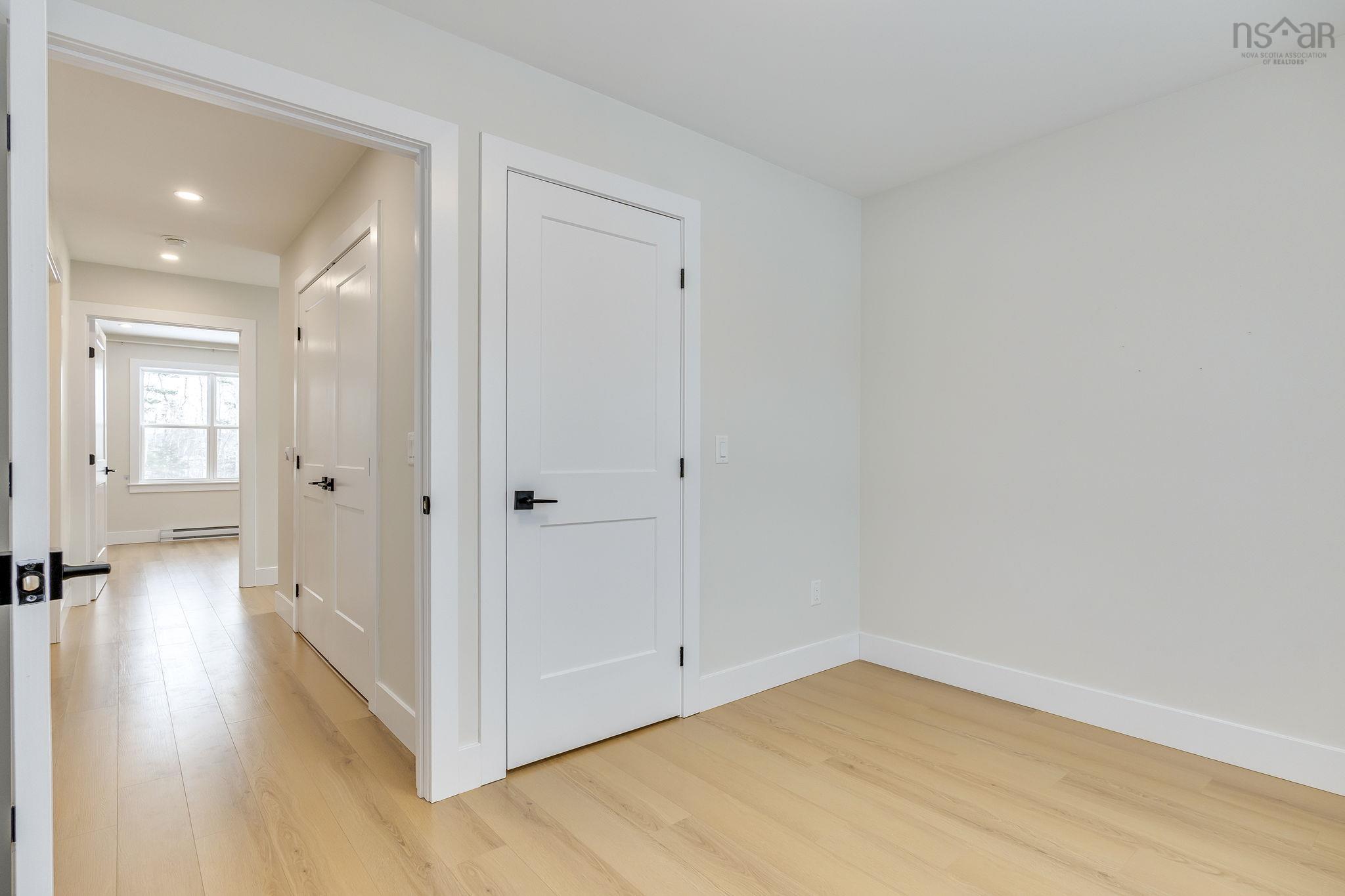 $529,900.00: 855 Highway 2, Elmsdale