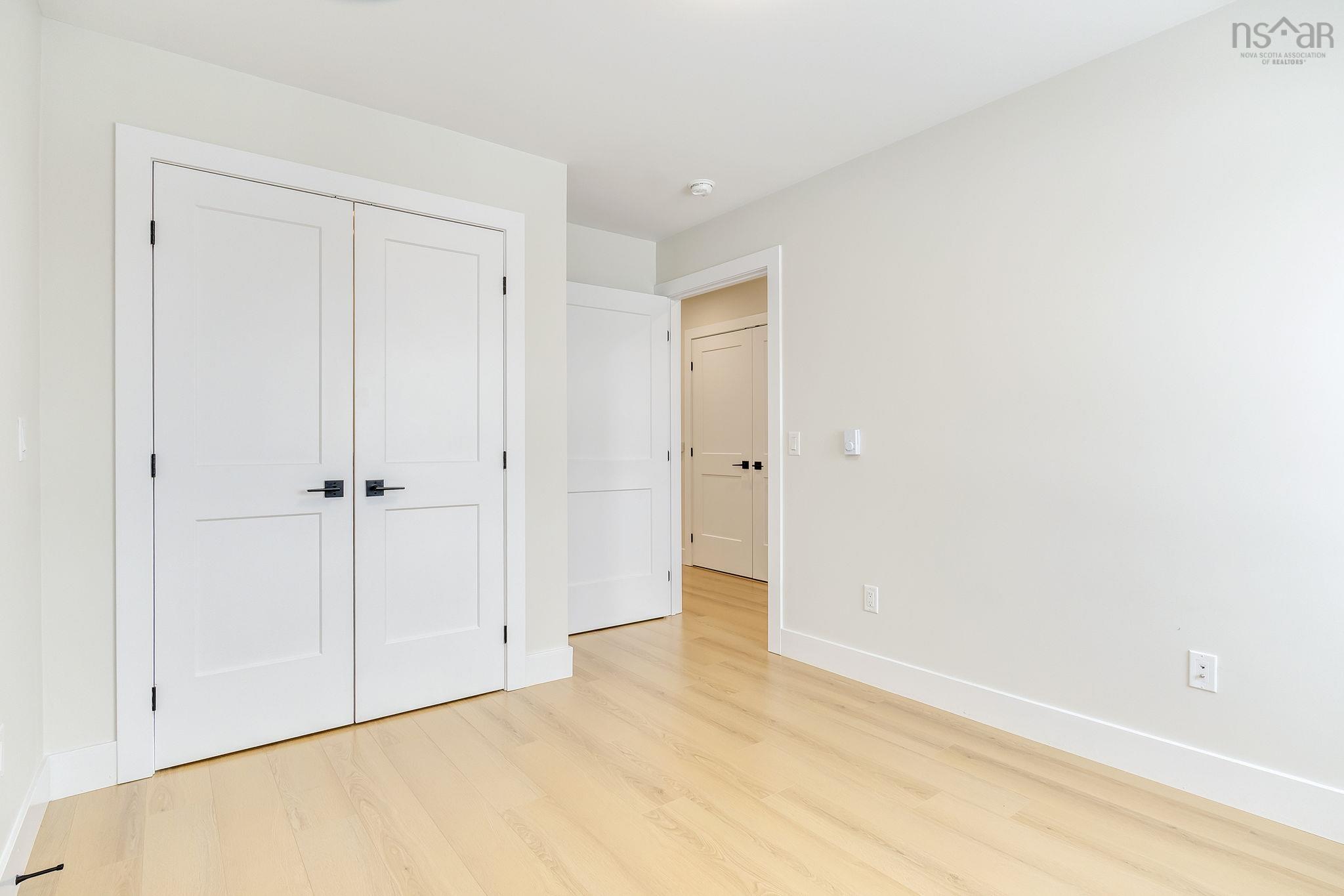 $529,900.00: 855 Highway 2, Elmsdale