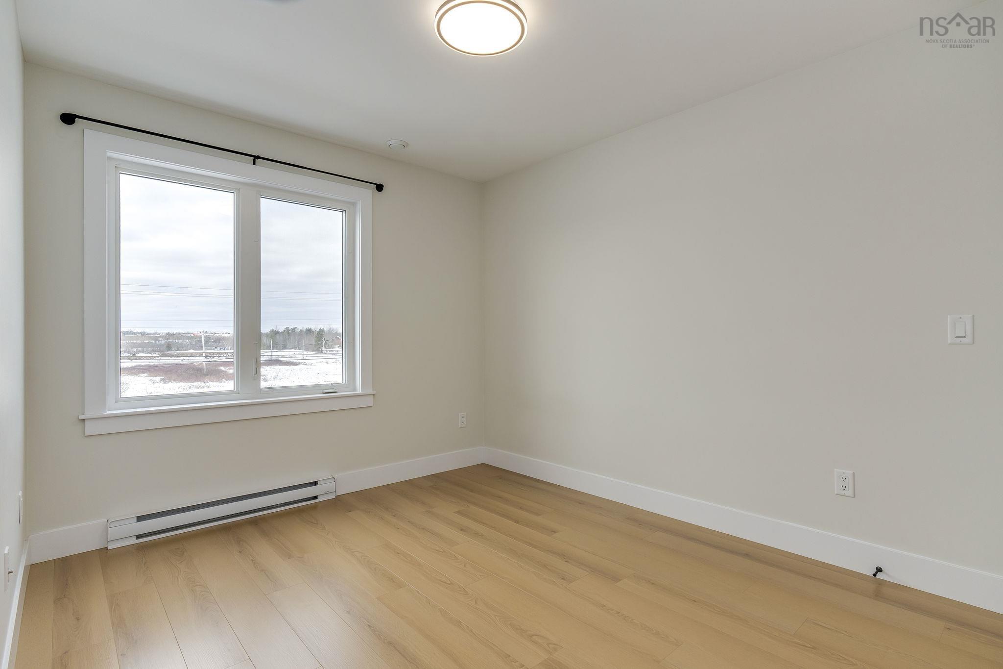 $529,900.00: 855 Highway 2, Elmsdale