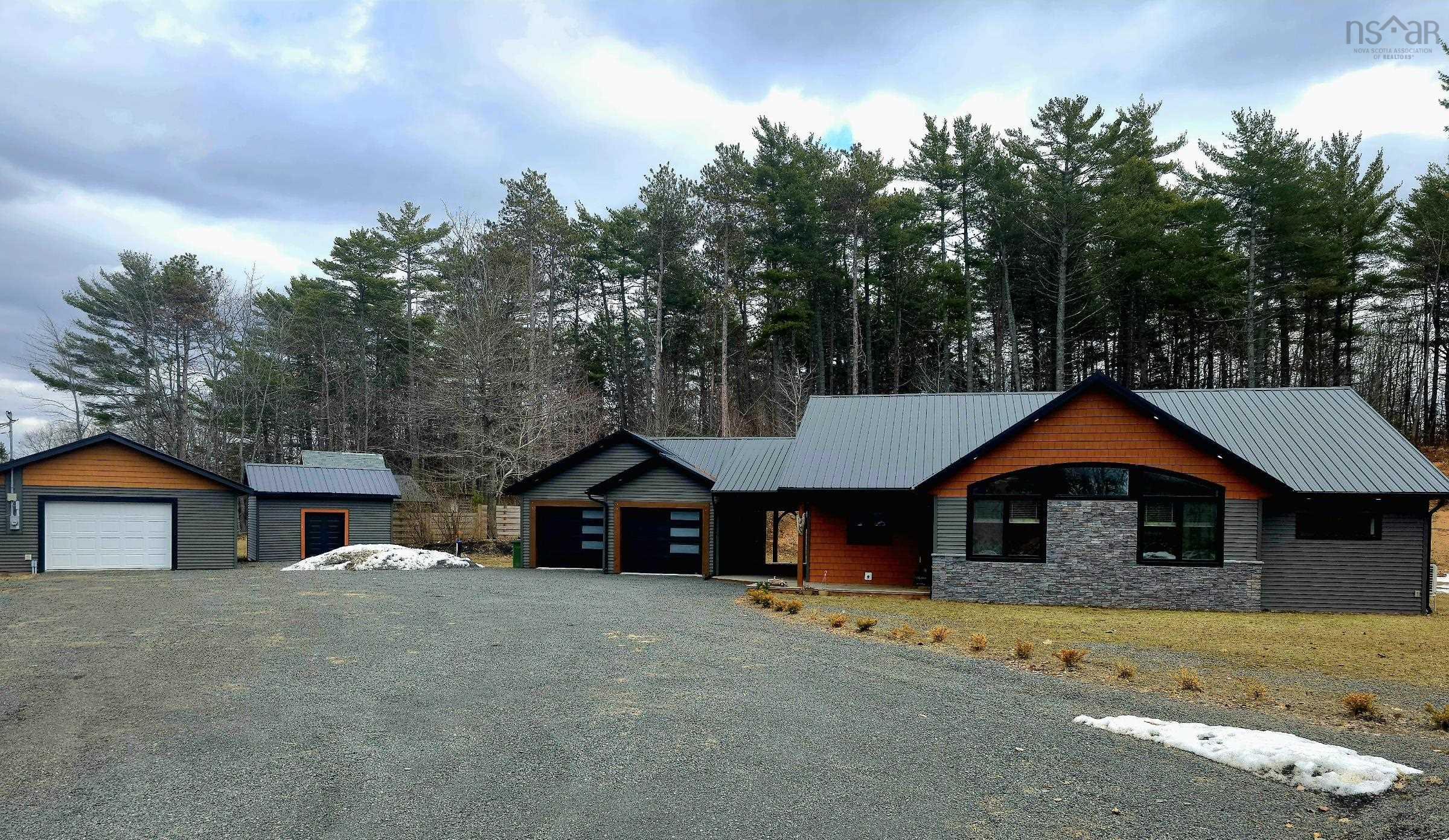 6672 Highway 1, Coldbrook, NS (MLS® 202602074) | Coldbrook Real Estate | RE/MAX Halifax