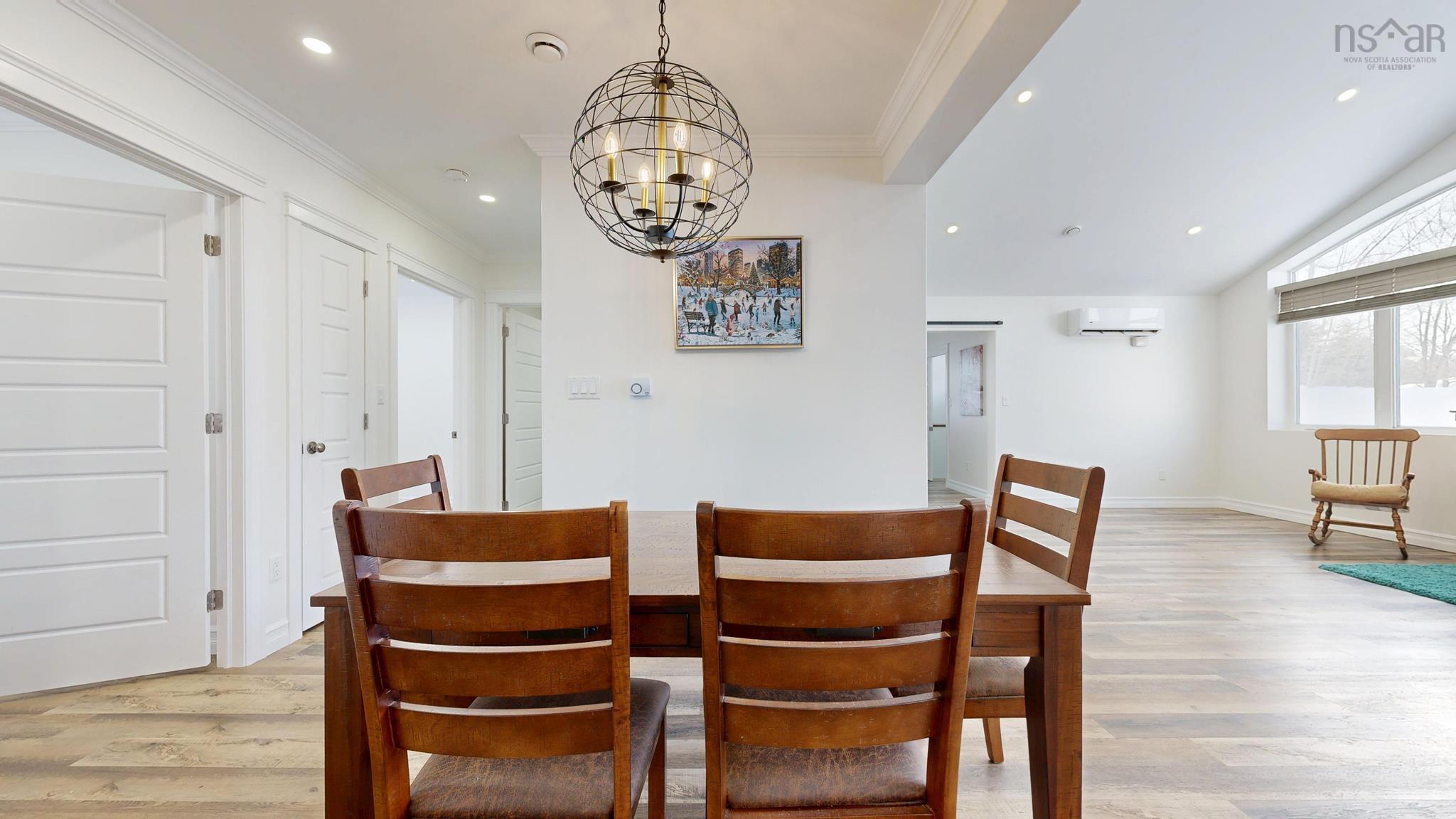 $735,000.00: 6672 Highway 1, Coldbrook