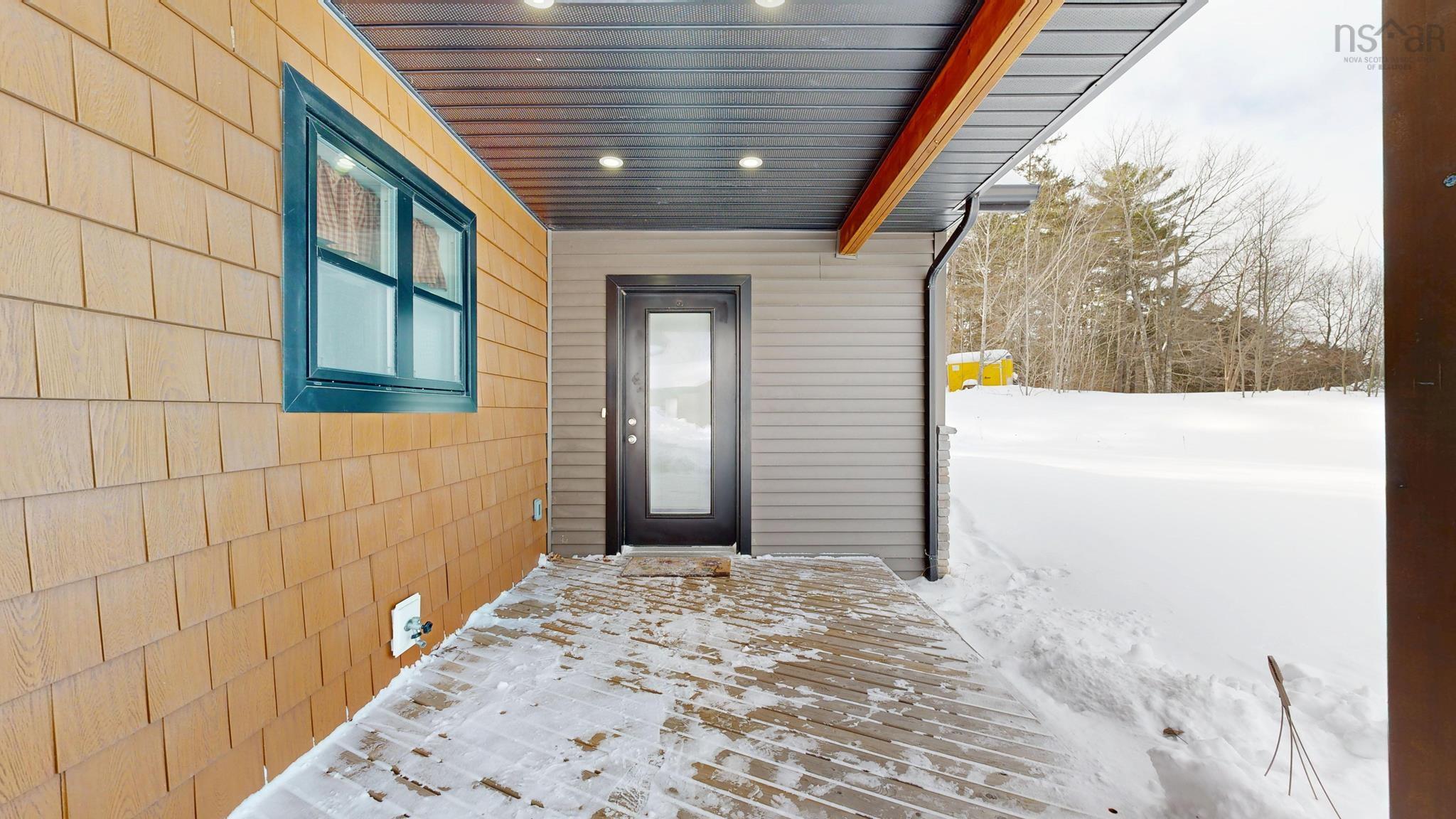 $735,000.00: 6672 Highway 1, Coldbrook