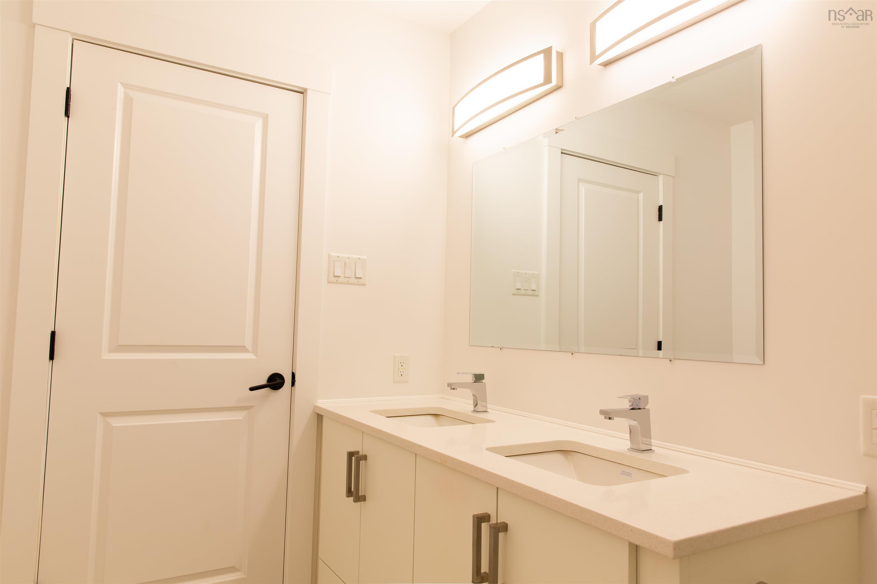 $789,000.00: 302 1990 Vernon Street, Halifax Peninsula