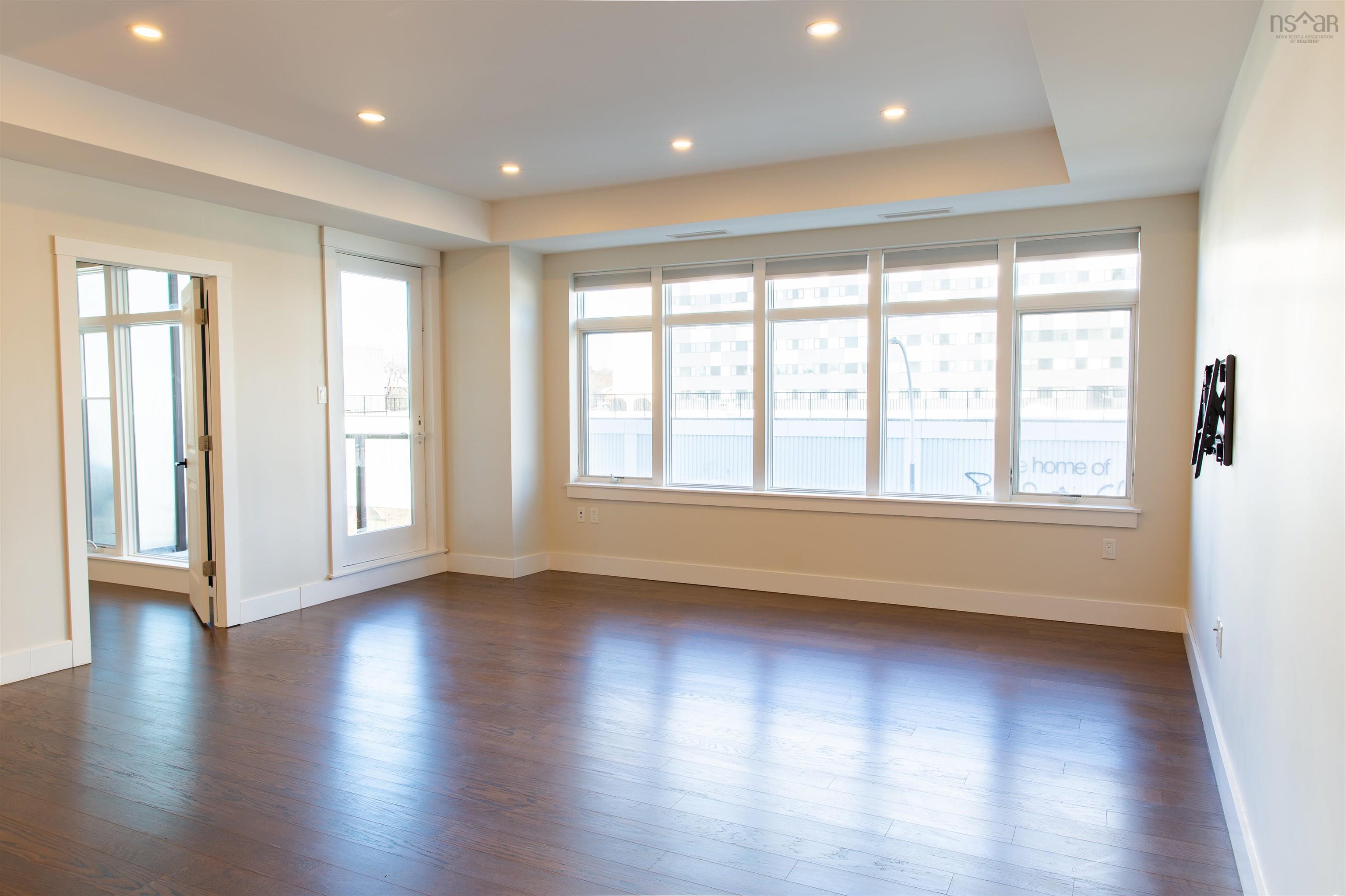 $789,000.00: 302 1990 Vernon Street, Halifax Peninsula