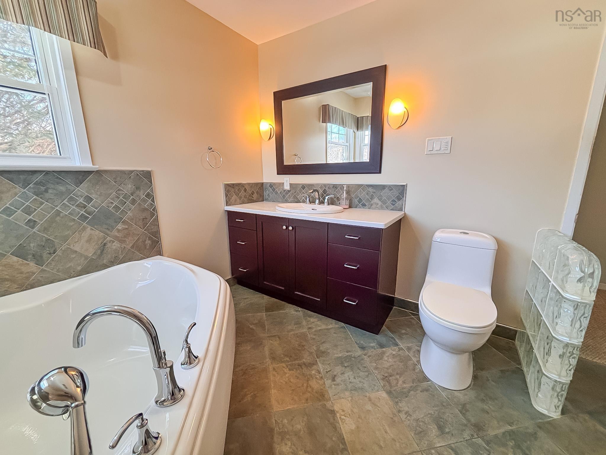 $349,900.00: 65 Walnut Street, Bridgewater