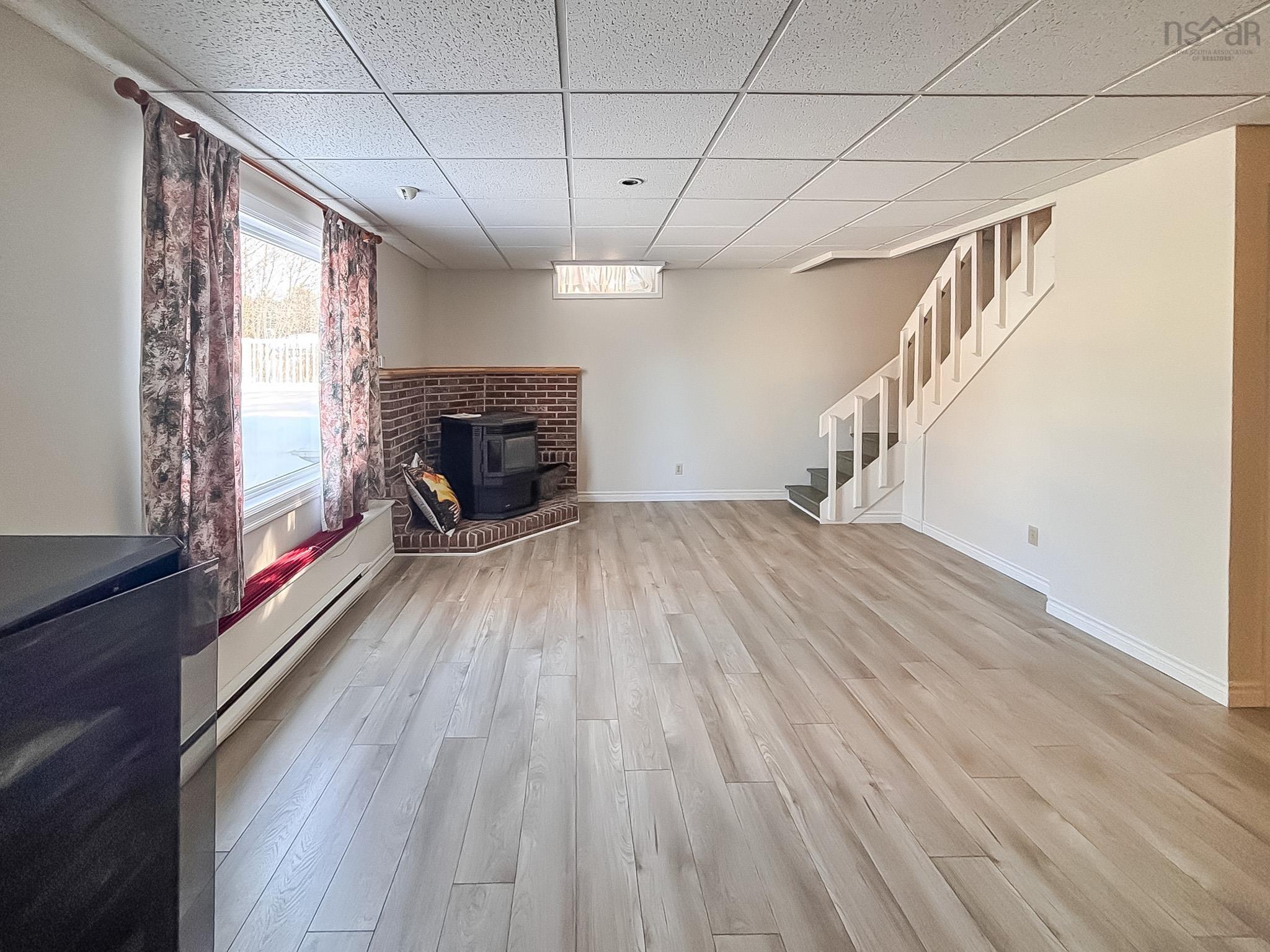 $349,900.00: 65 Walnut Street, Bridgewater