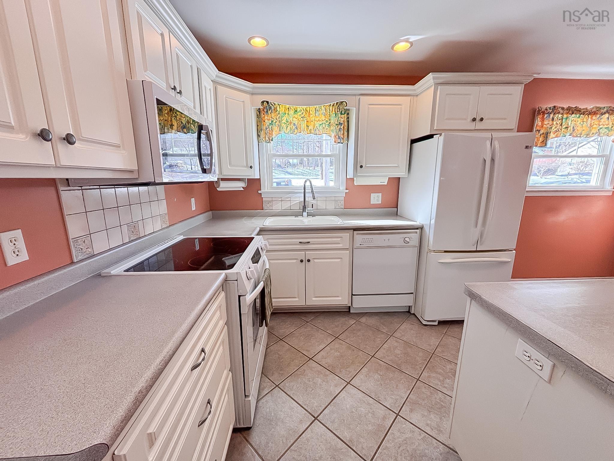 $349,900.00: 65 Walnut Street, Bridgewater