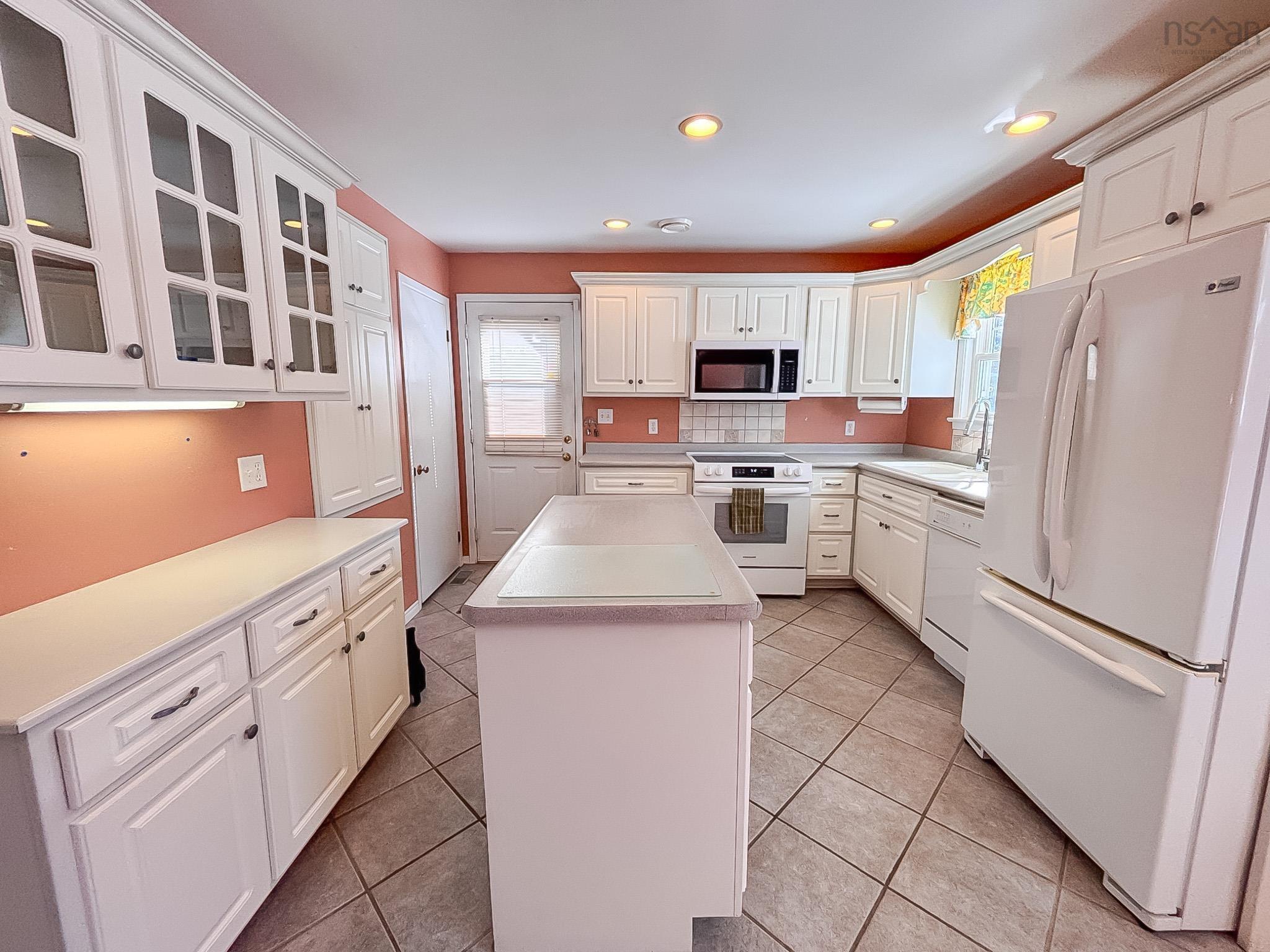 $349,900.00: 65 Walnut Street, Bridgewater