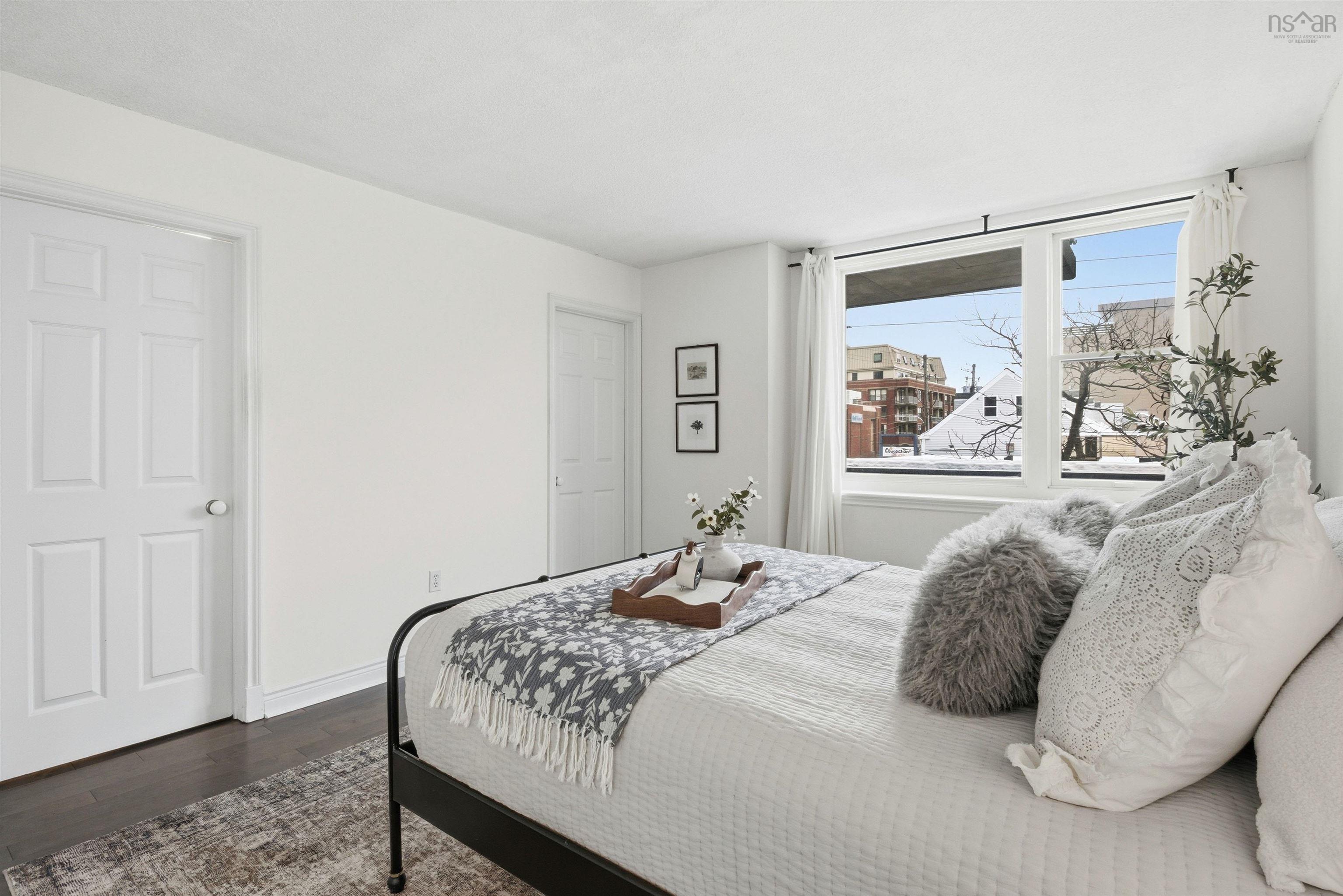 $620,000.00: 301 5530 Artillery Place, Halifax