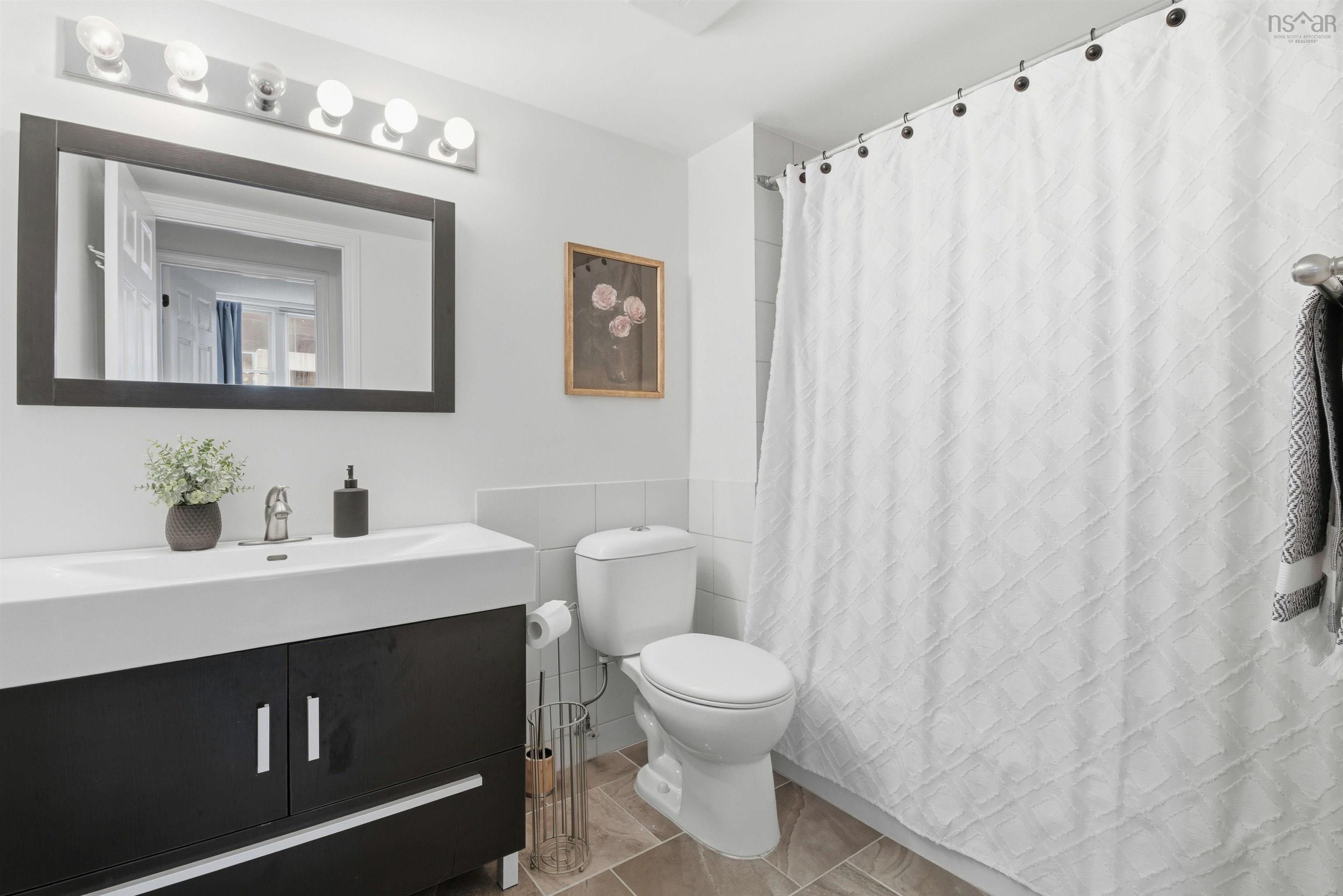 $620,000.00: 301 5530 Artillery Place, Halifax