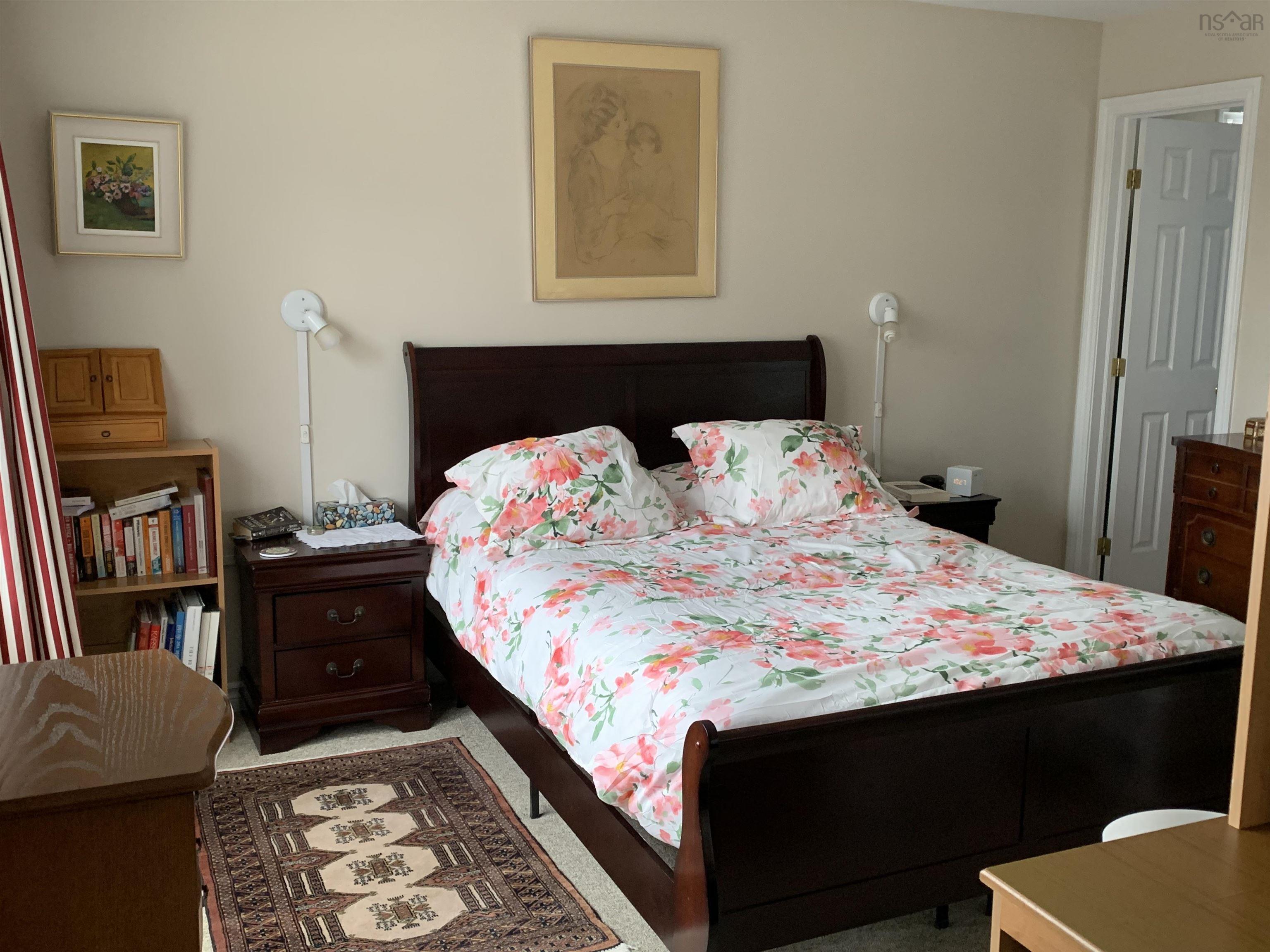 $575,000.00: 4A Rockhaven Drive, Halifax