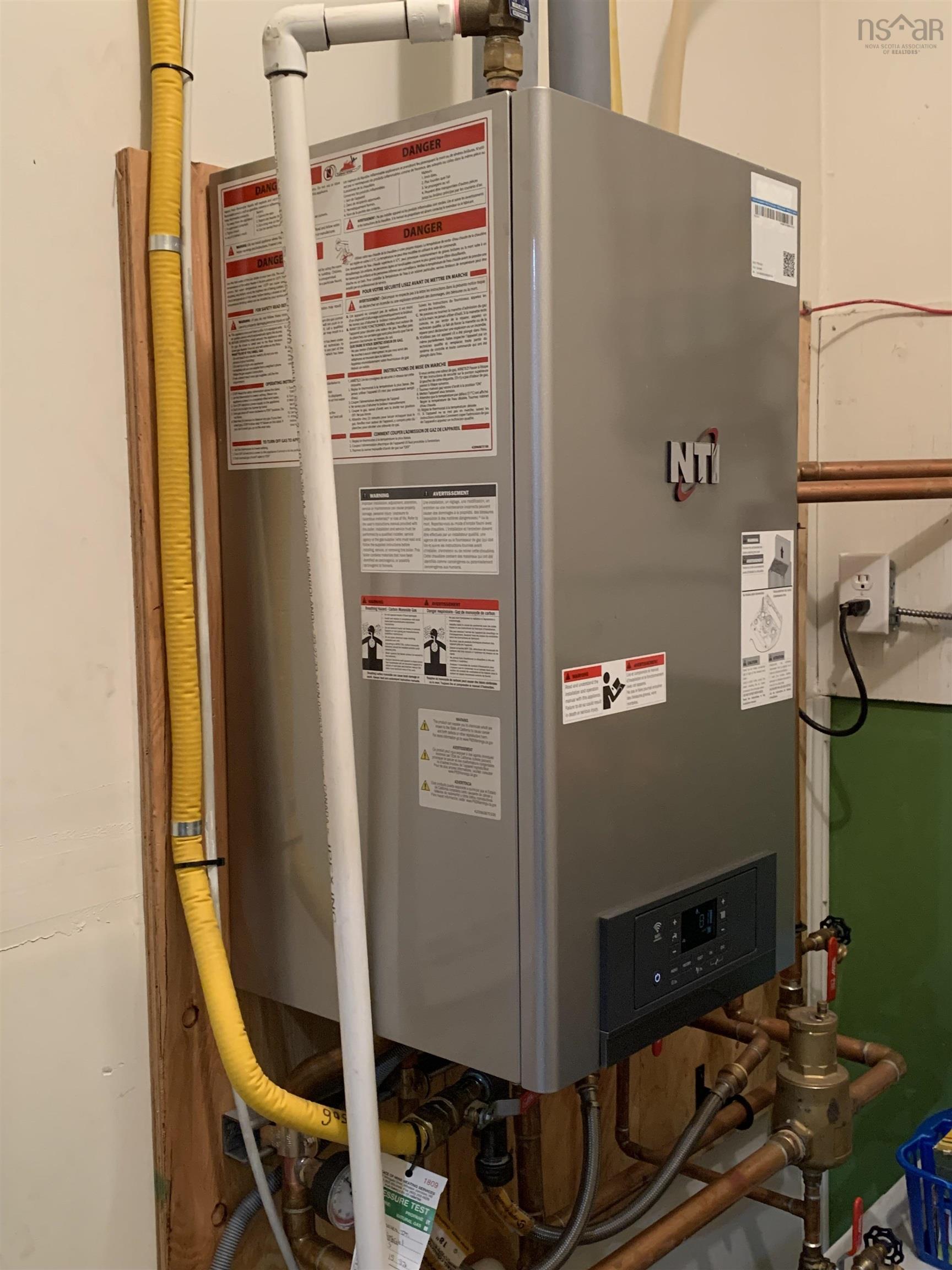 $575,000.00: 4A Rockhaven Drive, Halifax