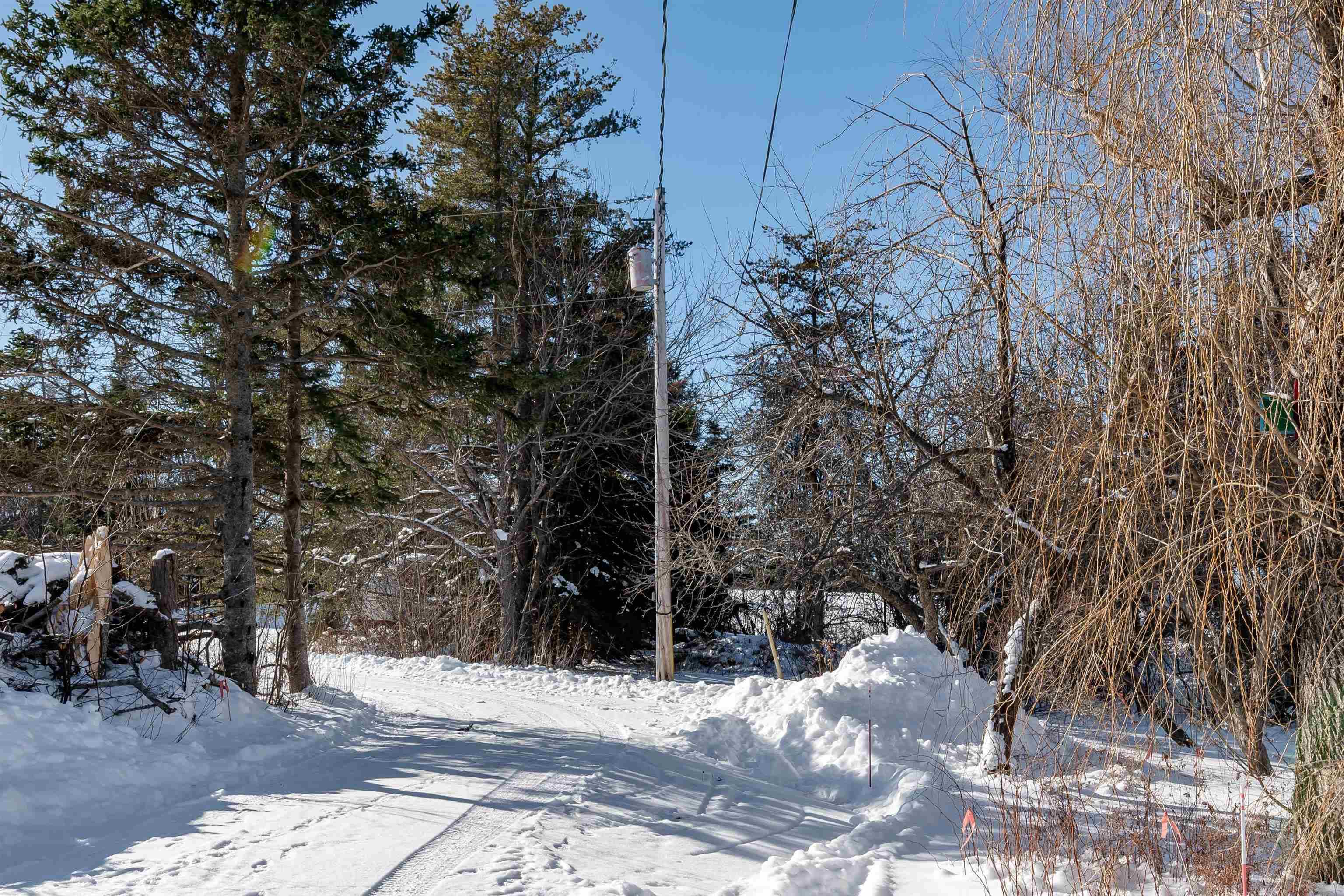 $625,000.00: 1407 North Shore Road, North Shore